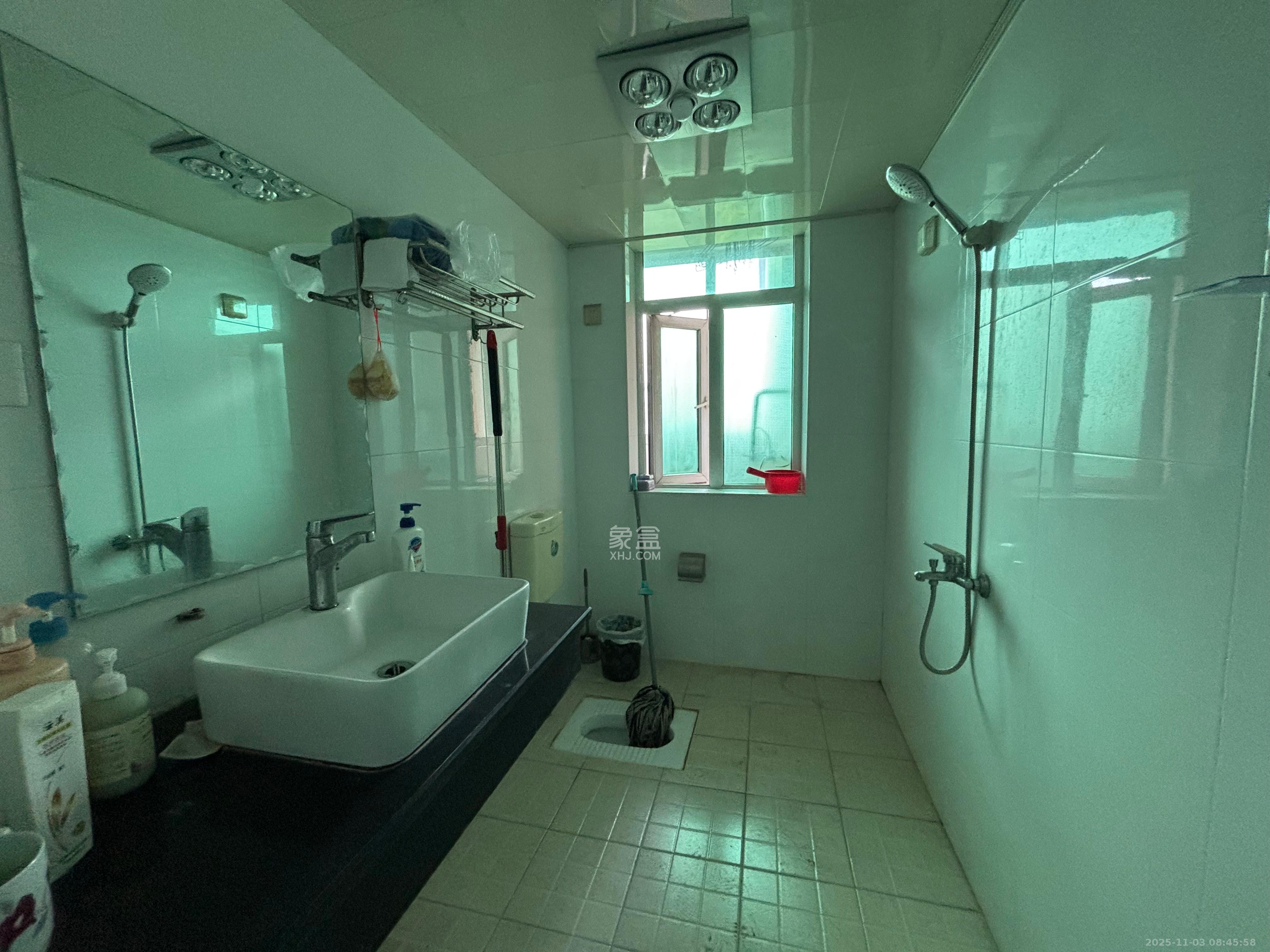 名都花园  3室2厅2卫    2800.0元/月室内图