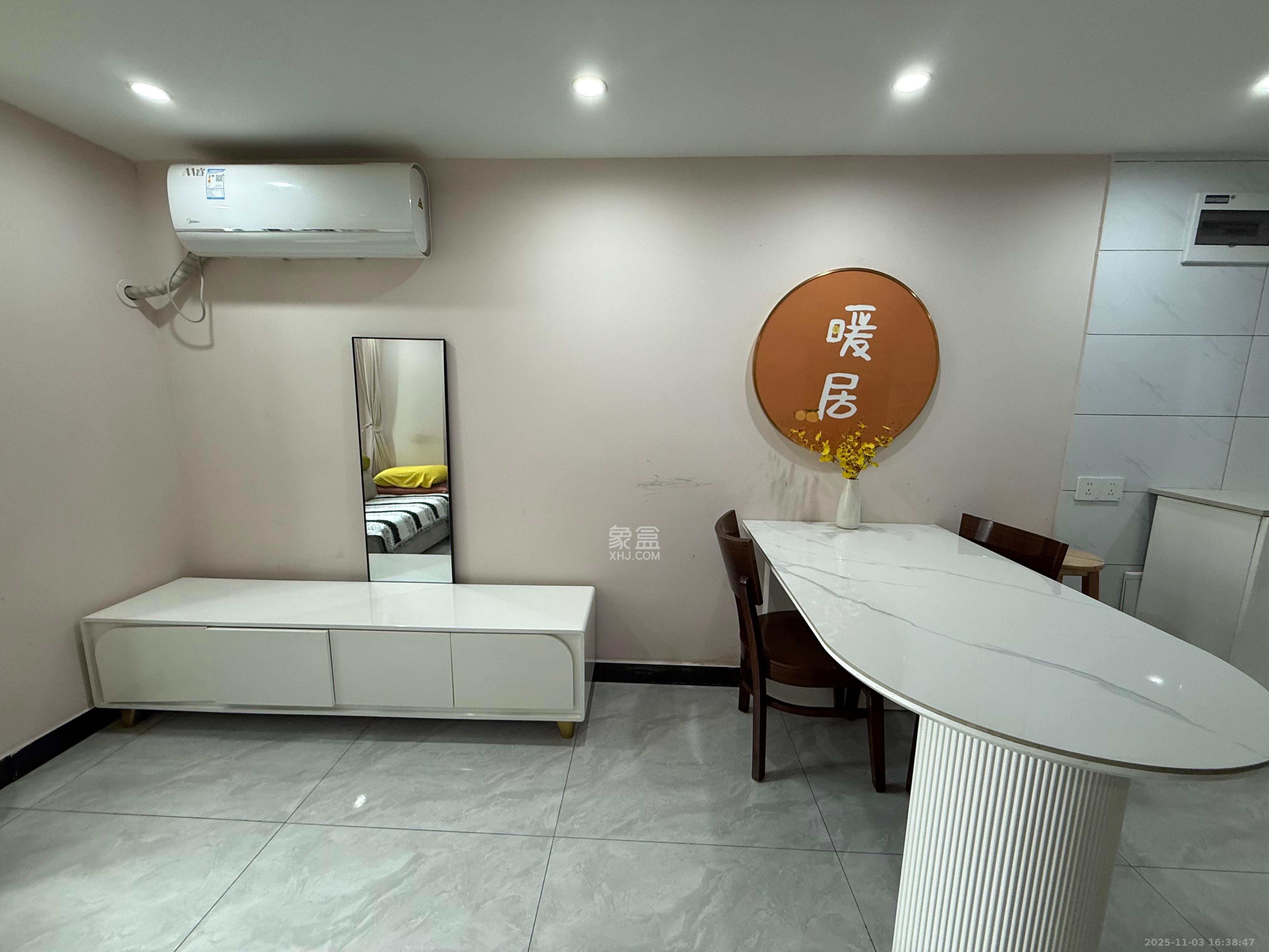 梅溪悦章  2室2厅2卫    2100.0元/月室内图