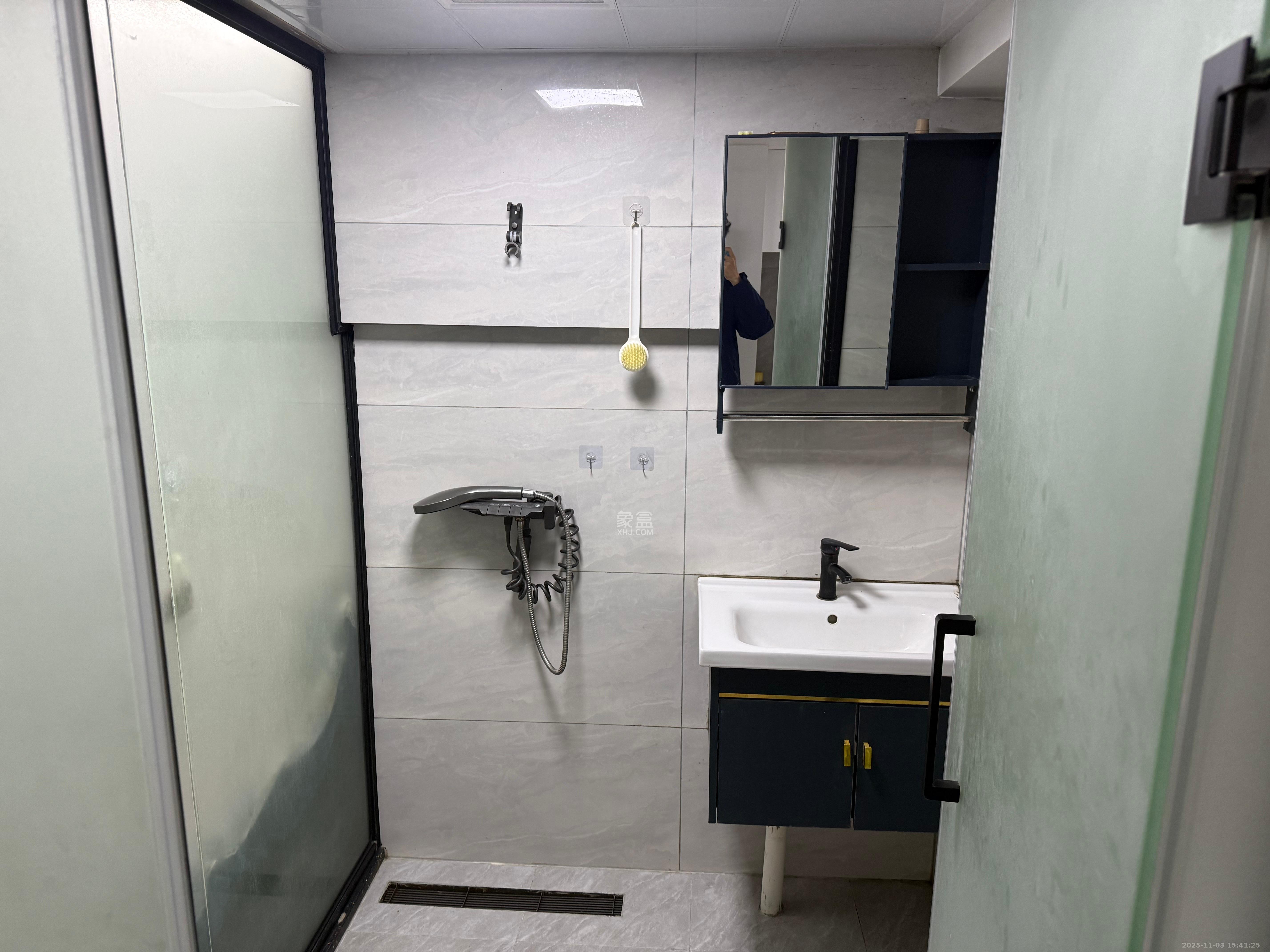 梅溪悦章 1室1厅1卫 1500.0元/月 梅溪悦章 1室1厅1卫 1500.0元/月室内图