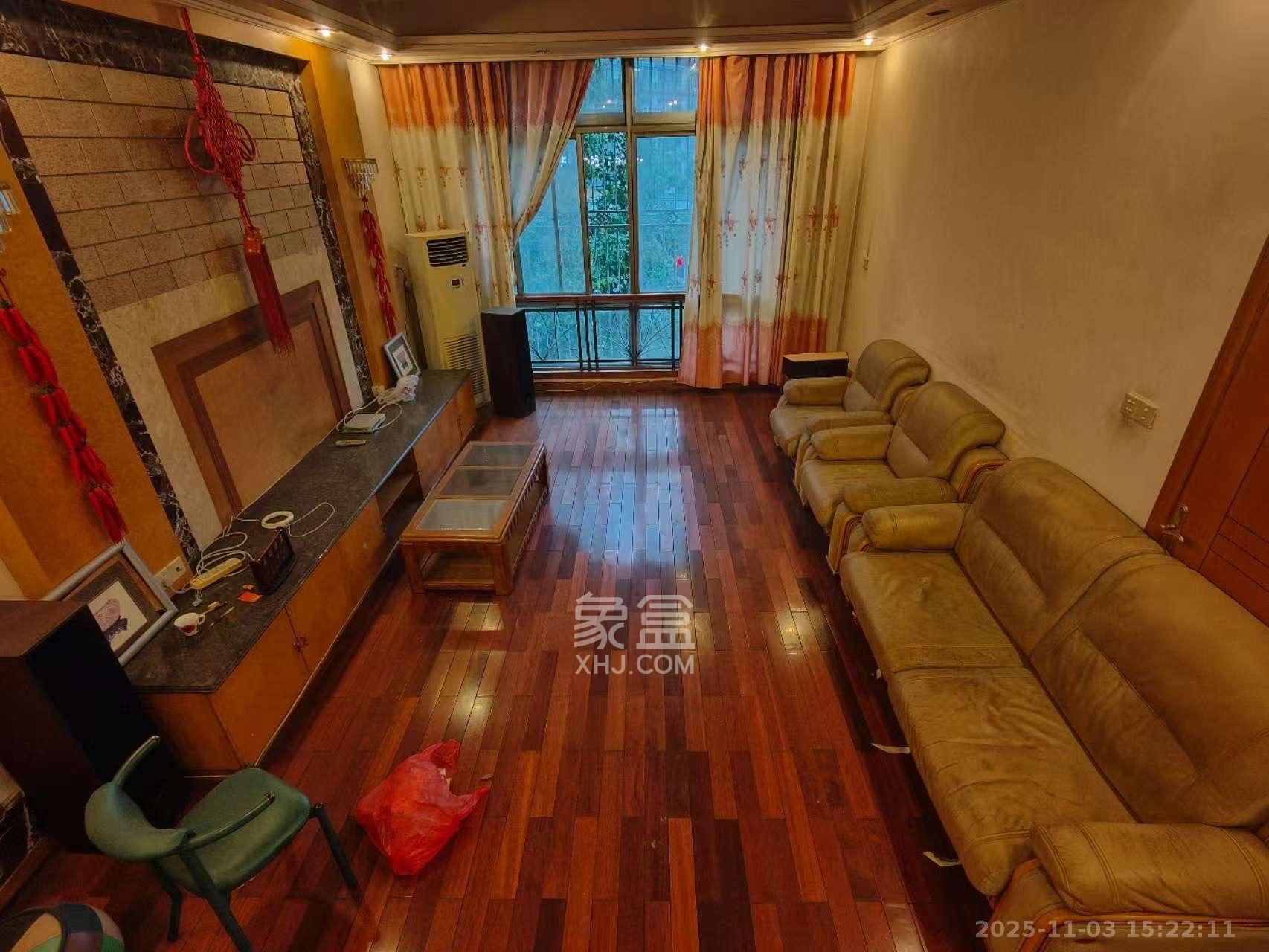 亮丽阁公寓  2室2厅1卫    2000.0元/月室内图