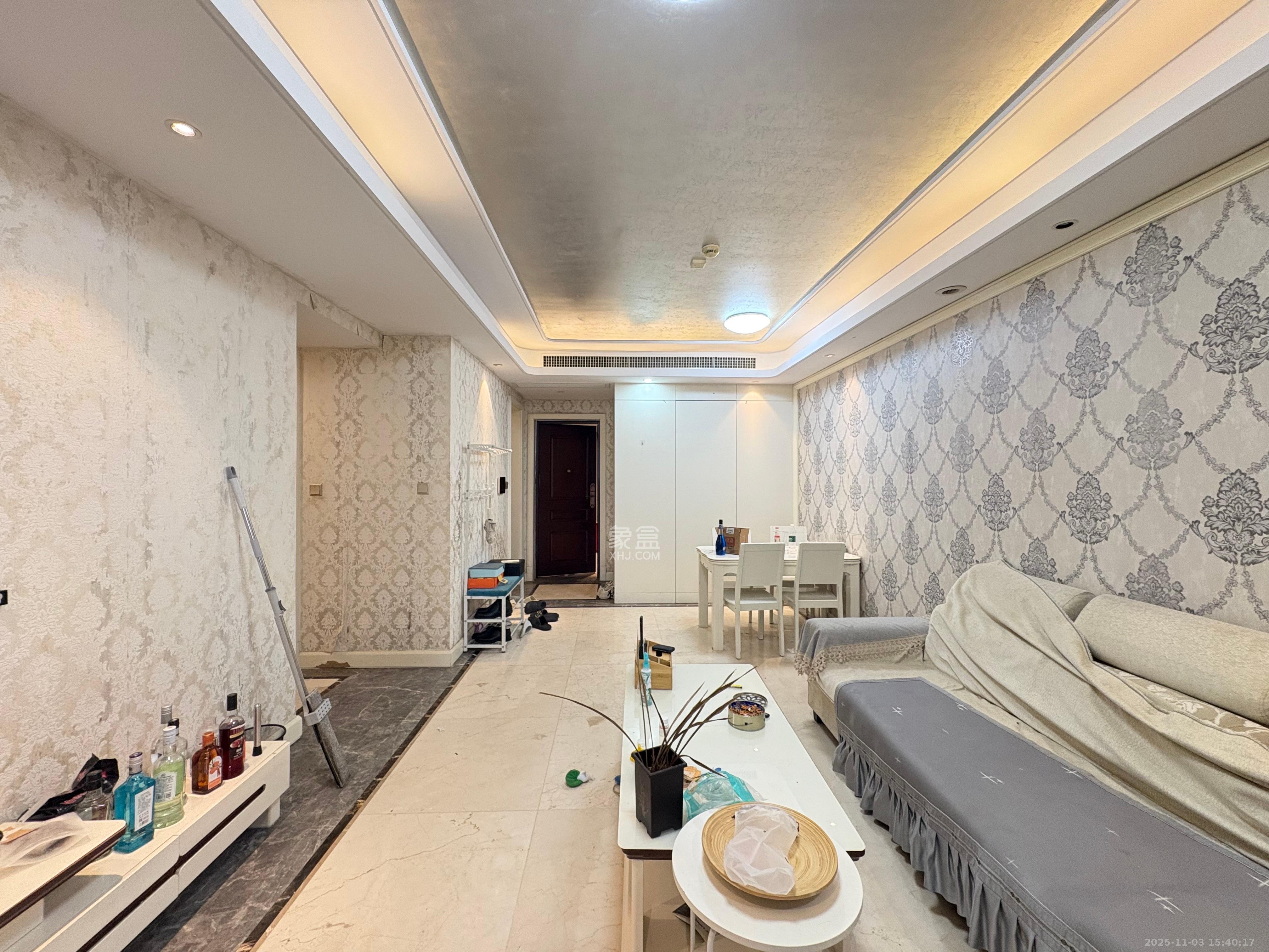 梅溪湖金茂府（金茂广场）（金茂览秀城）  3室2厅2卫    3000.0元/月室内图