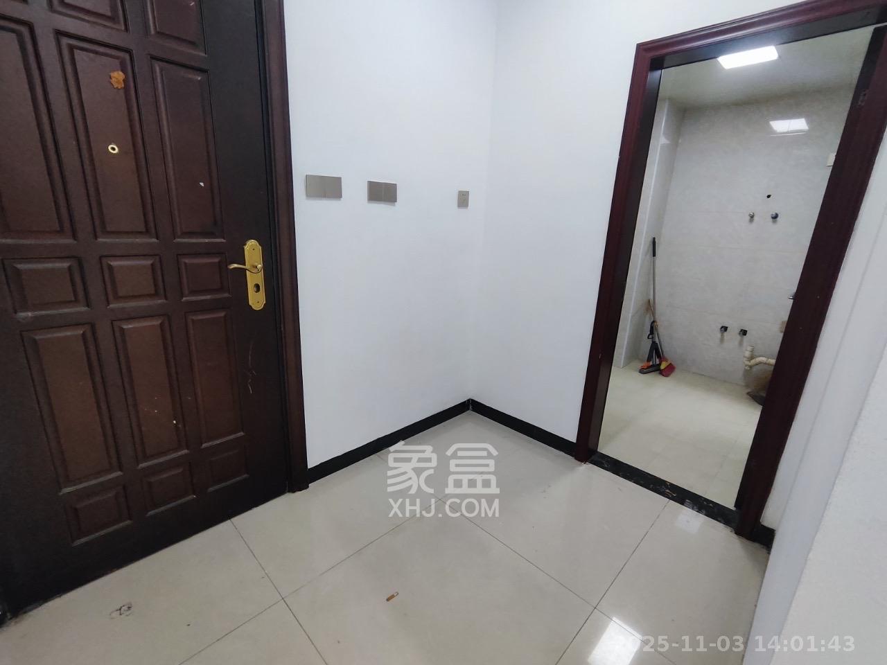 恒大雅苑  1室1厅1卫    2500.0元/月室内图