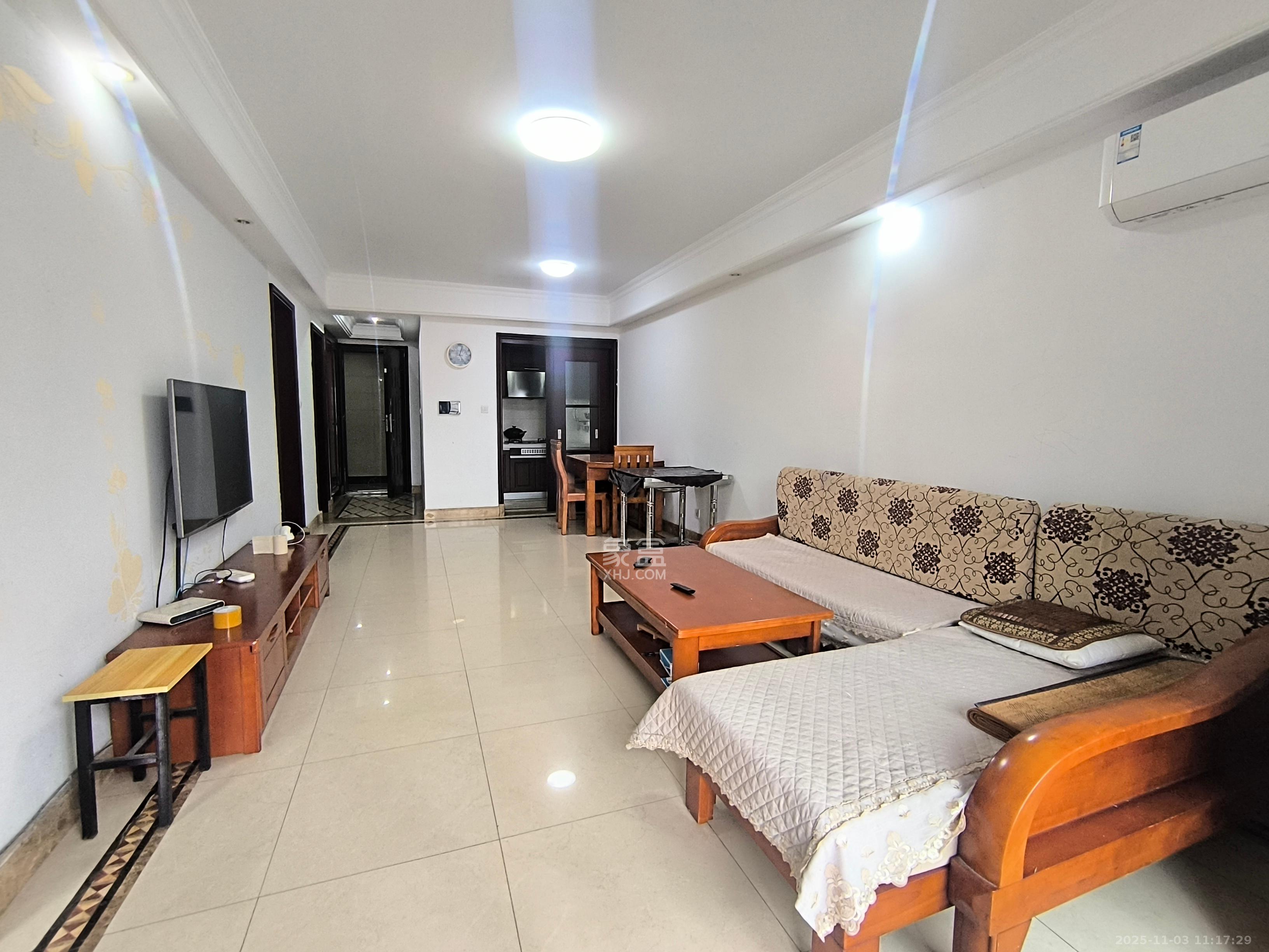 中海国际一期  1室2厅2卫    2200.0元/月室内图