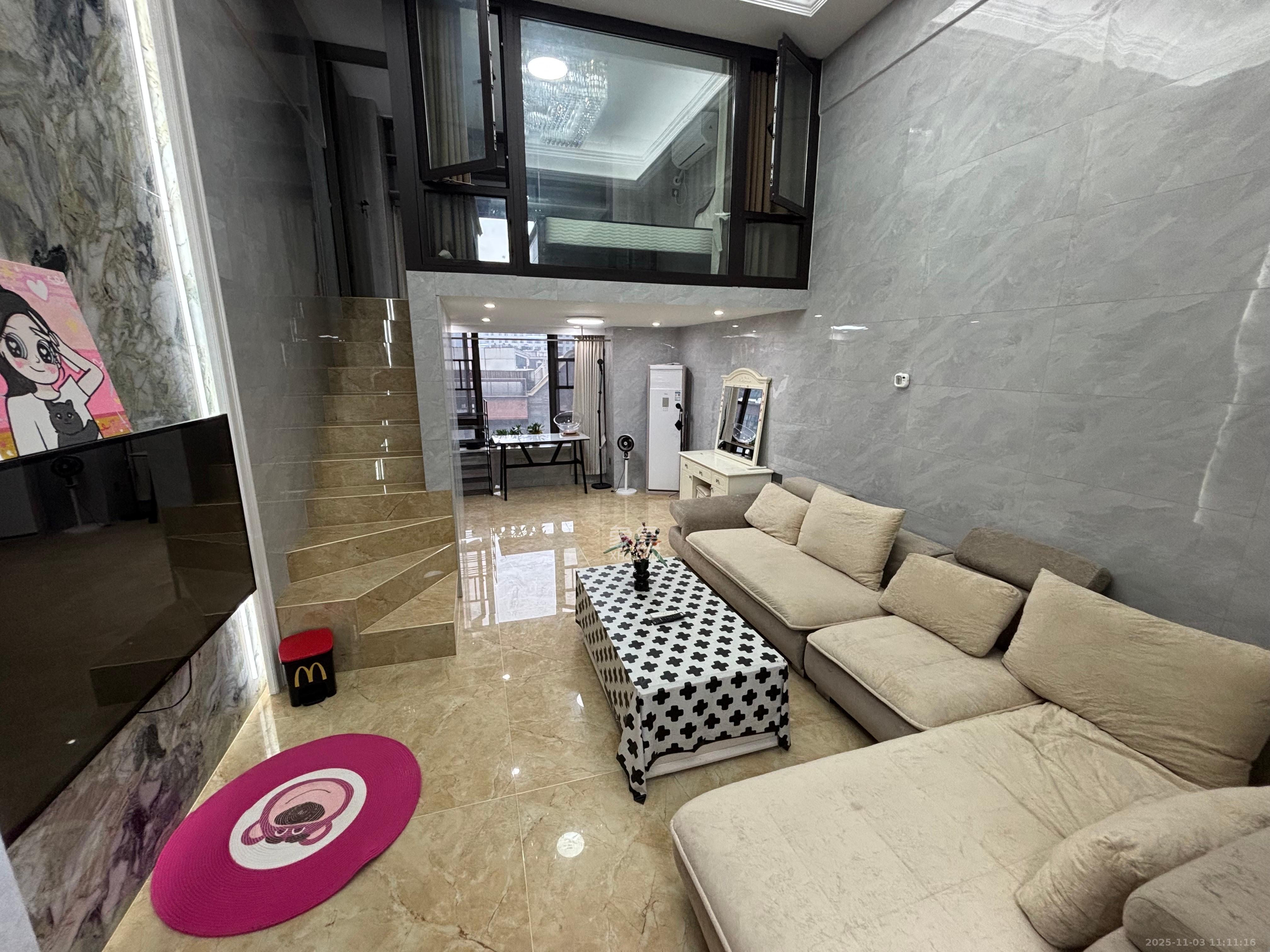 世茂璀璨天城公寓  2室1厅1卫    2600.0元/月