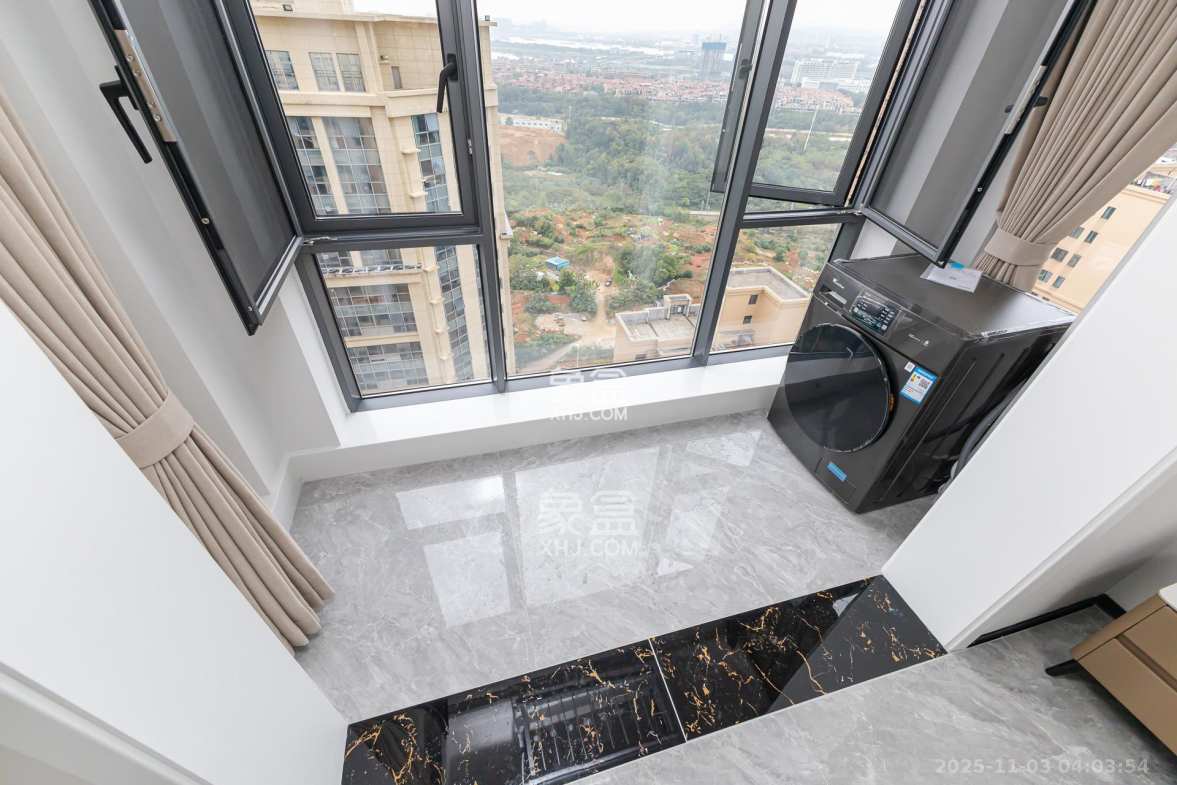 金富星悦汇 4室2厅2卫 85.8万 金富星悦汇 4室2厅2卫 85.8万阳台