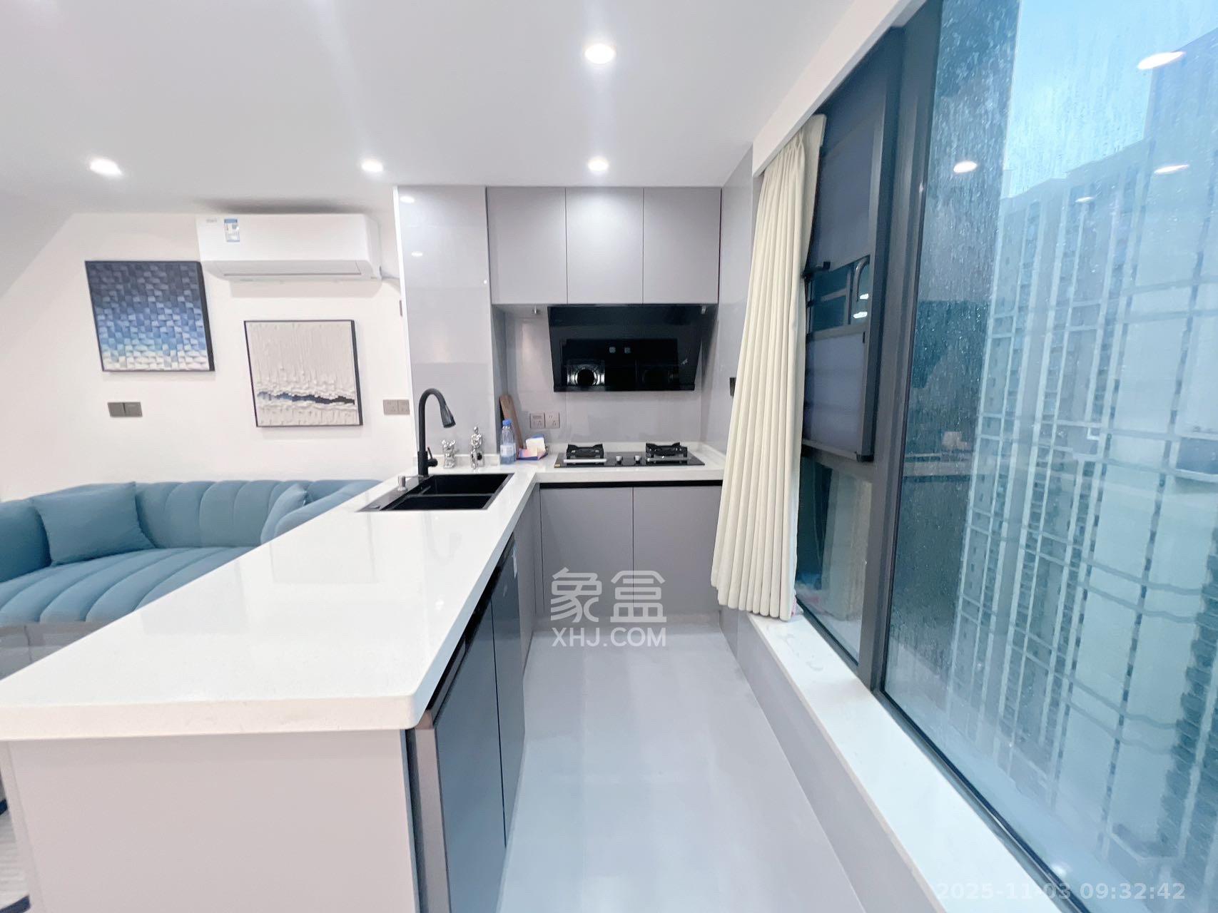 卓越中寰 2室2厅1卫 2800.0元/月 卓越中寰 2室2厅1卫 2800.0元/月室内图