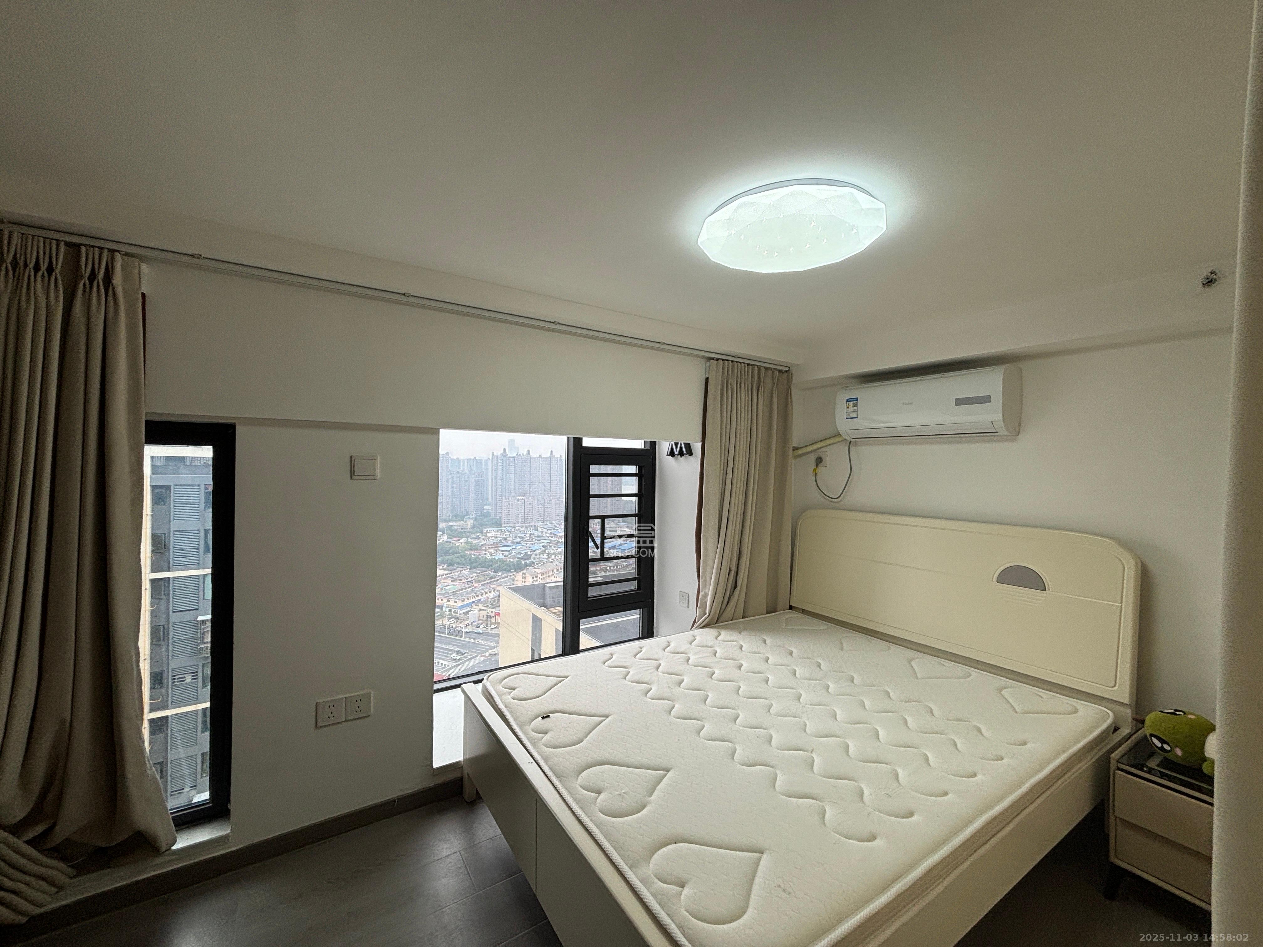 金地兰亭樾  2室1厅1卫    1900.0元/月室内图