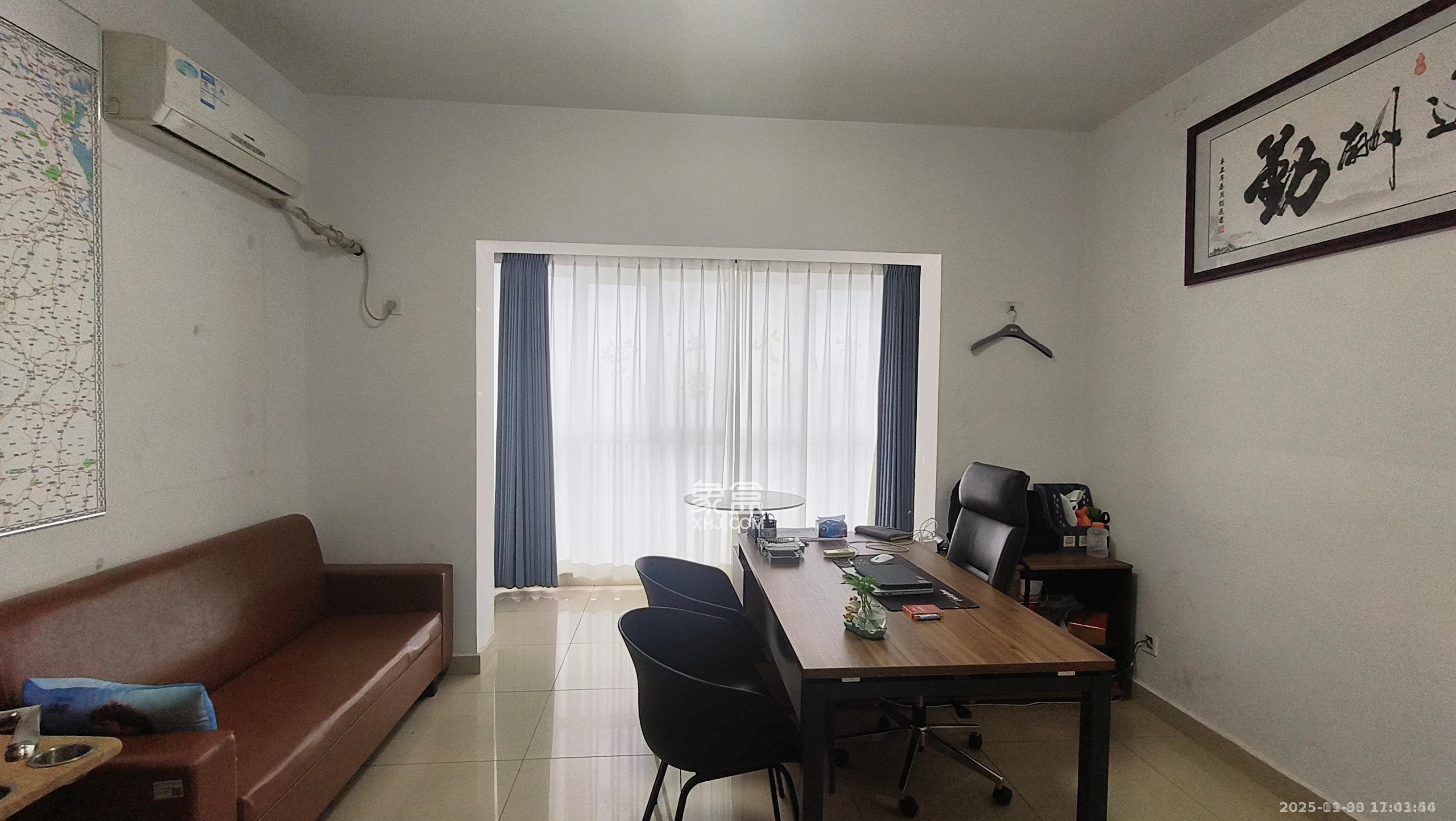 左岸右岸 4室1厅1卫 4999.0元/月 左岸右岸 4室1厅1卫 4999.0元/月室内图