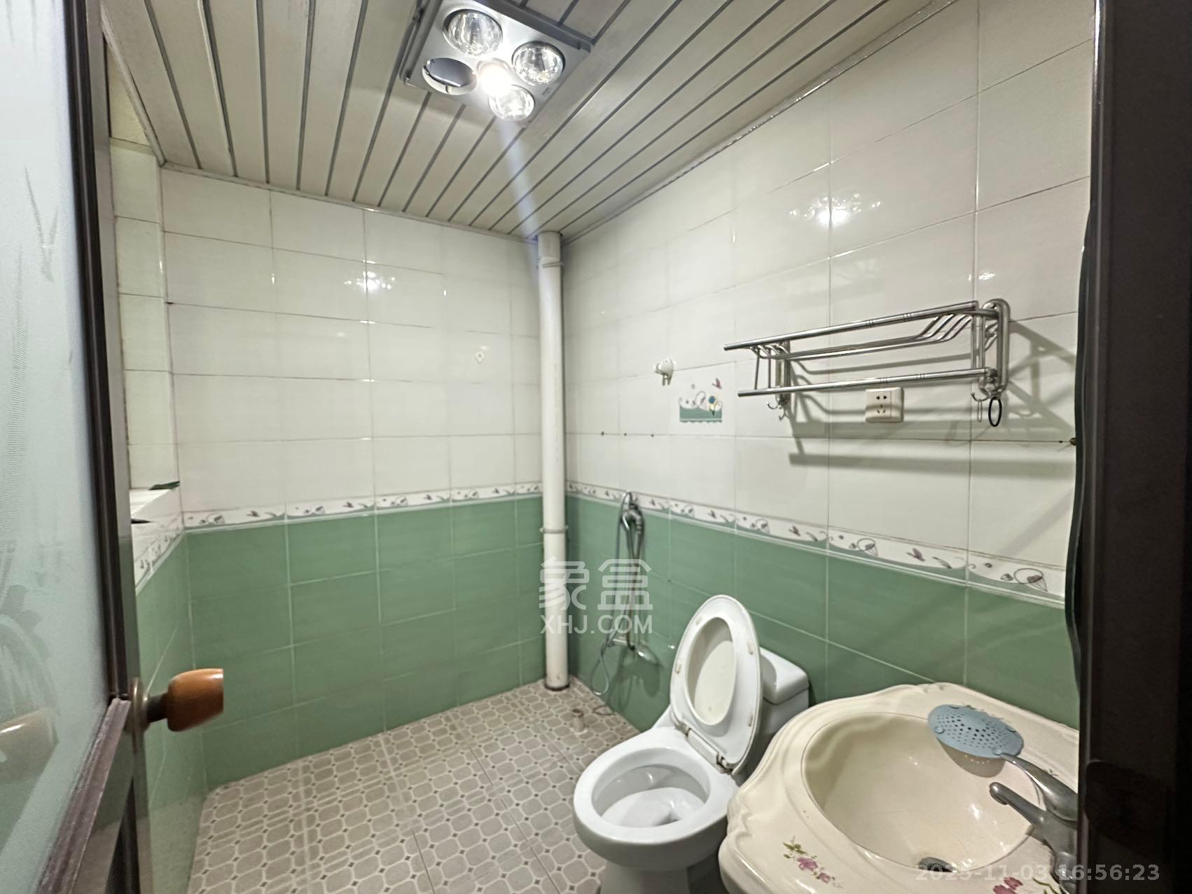 兴联小区 3室1厅2卫 1500.0元/月 兴联小区 3室1厅2卫 1500.0元/月室内图