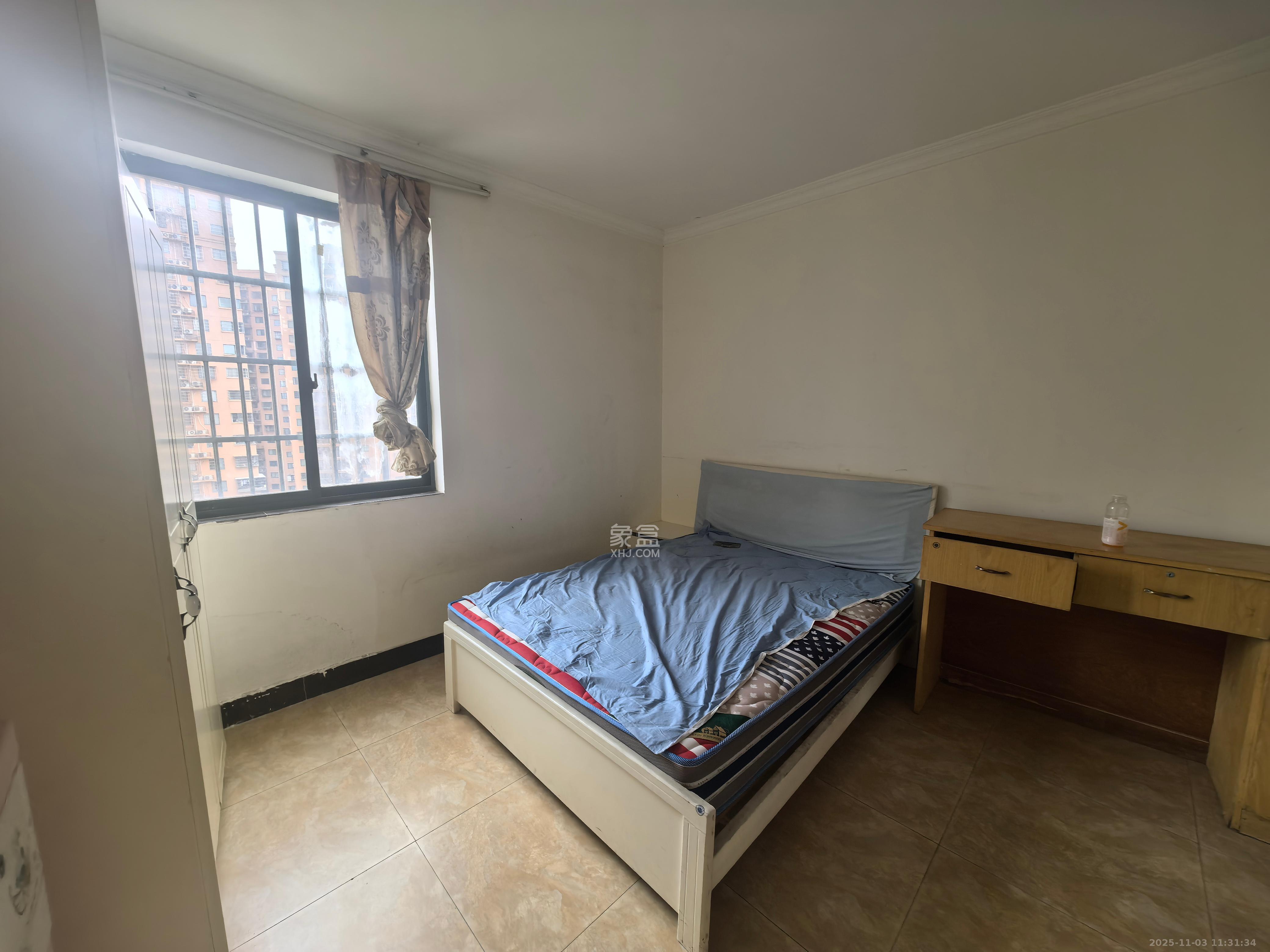 诚兴园  2室2厅1卫    1700.0元/月室内图