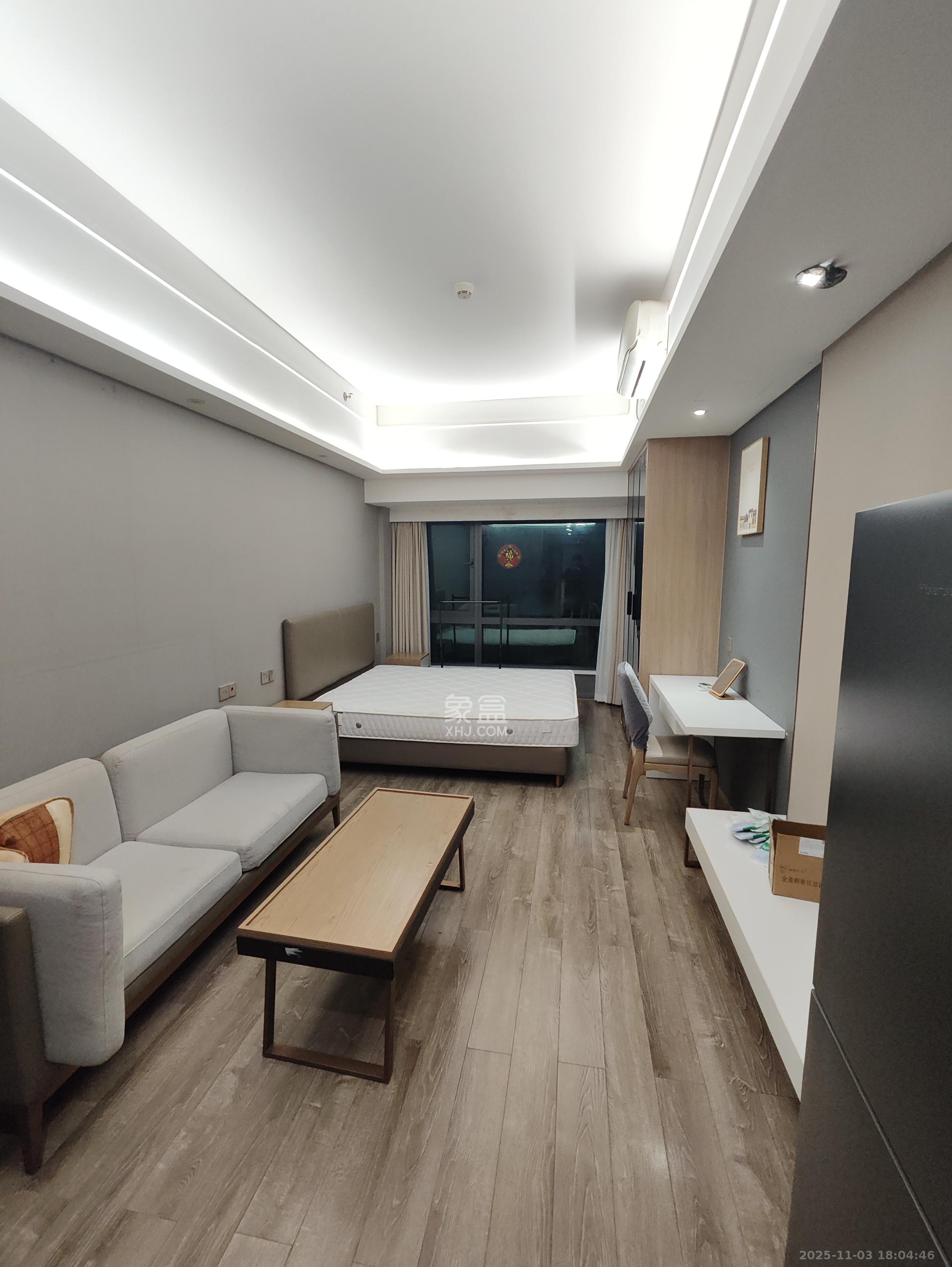 华远华时代  1室1厅1卫    2200.0元/月