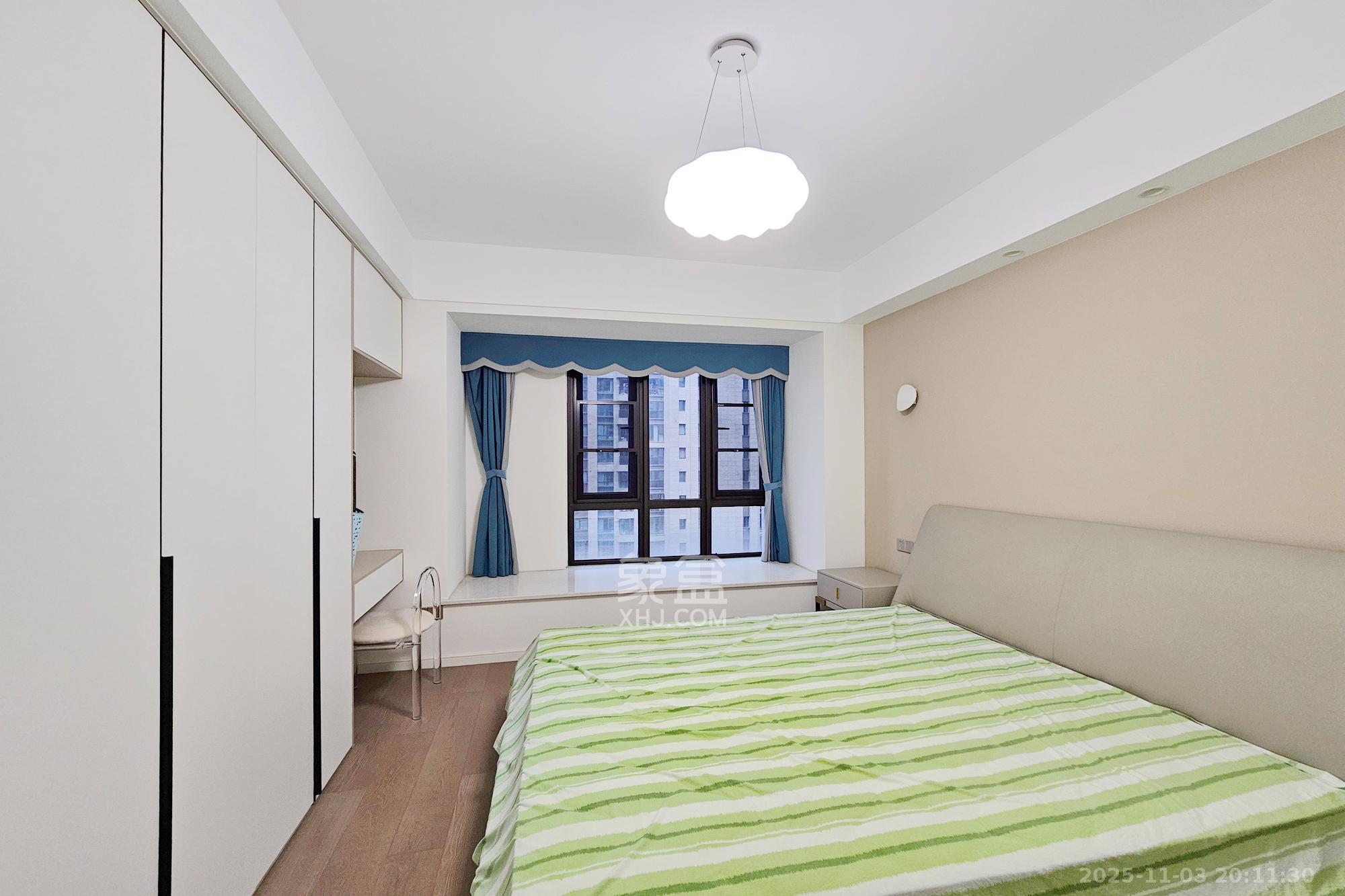 明昇壹城（明昇时代广场）二期  4室2厅3卫    350.0万卧室