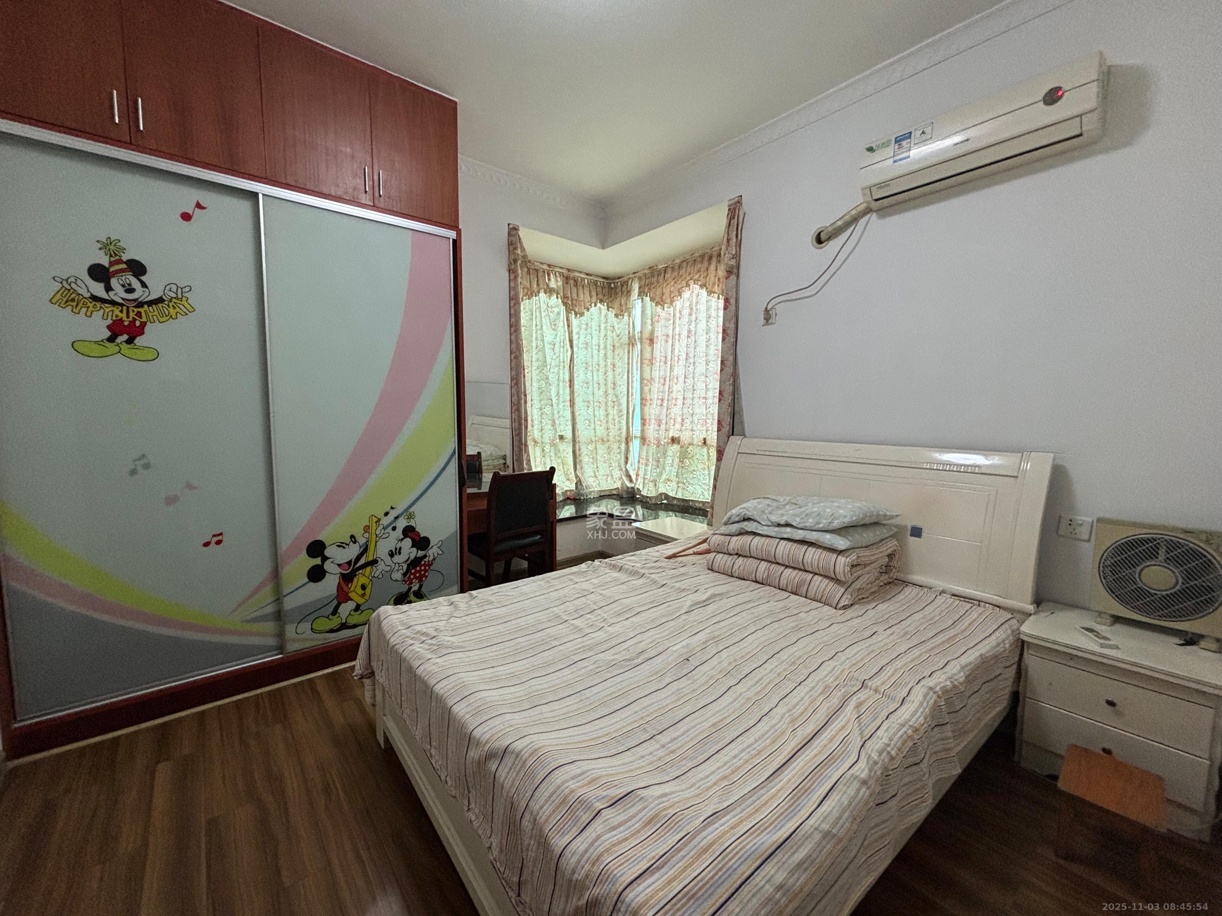 名都花园  3室2厅2卫    2800.0元/月室内图