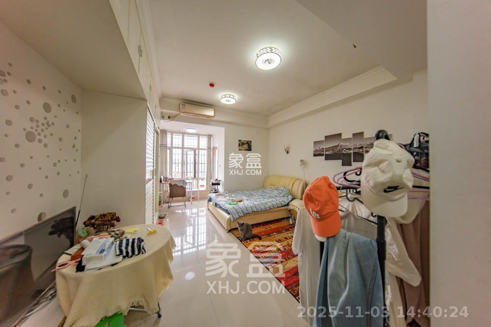 金鼎公园尚  1室1厅1卫    1200.0元/月室内图