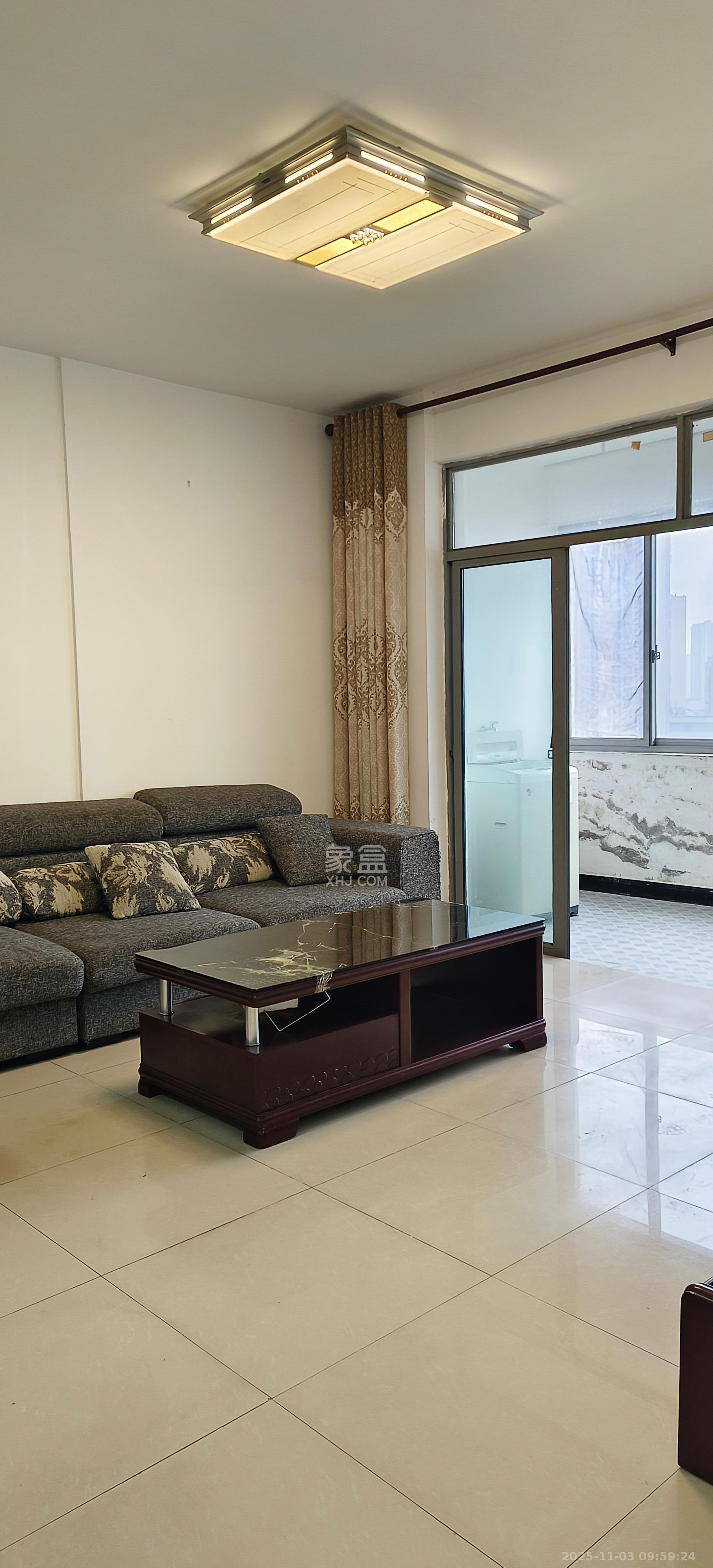 西源鑫大厦 2室2厅1卫 2000.0元/月 西源鑫大厦 2室2厅1卫 2000.0元/月室内图