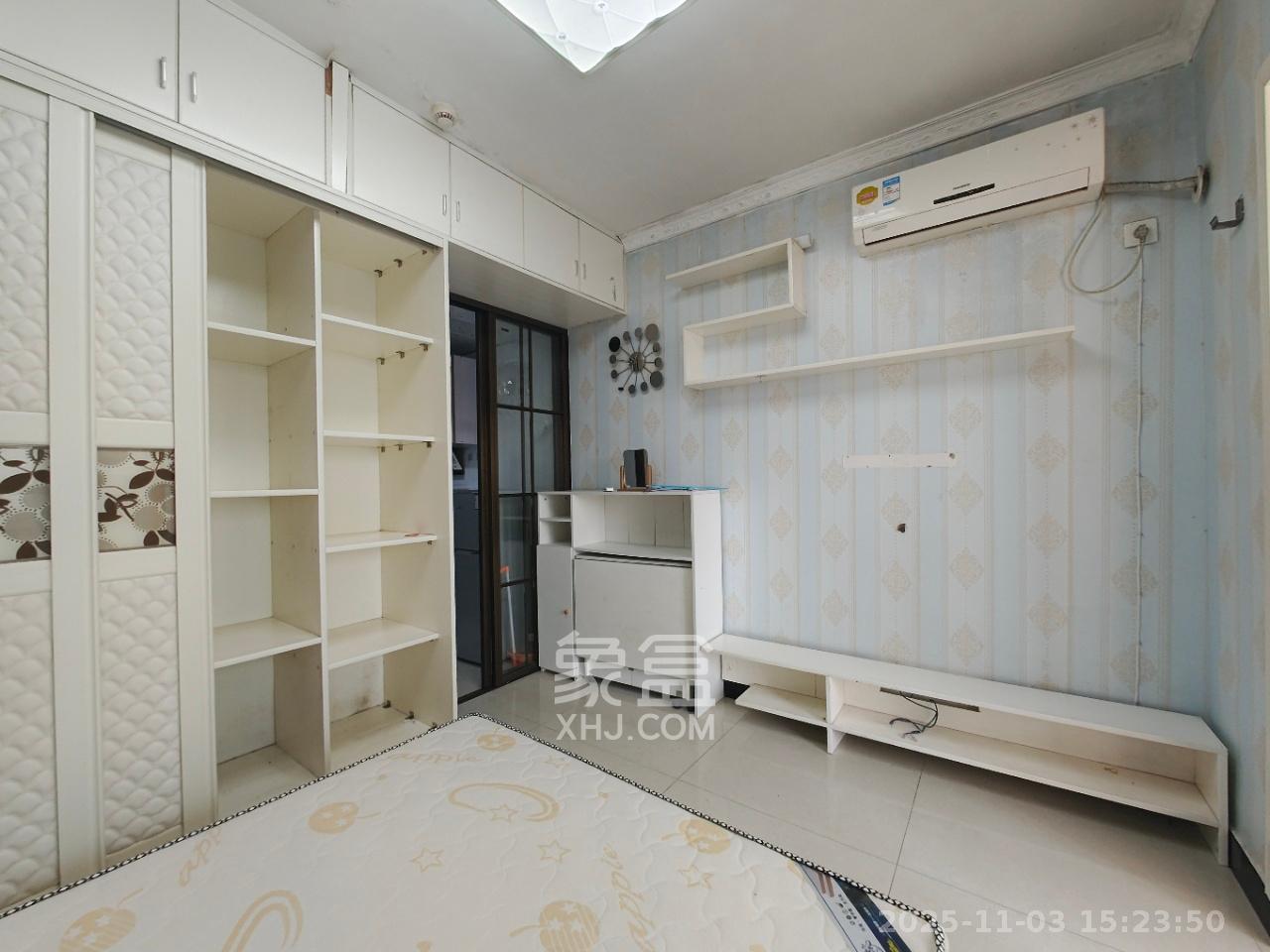 达美D6区 1室1厅2卫 1400.0元/月 达美D6区 1室1厅2卫 1400.0元/月室内图