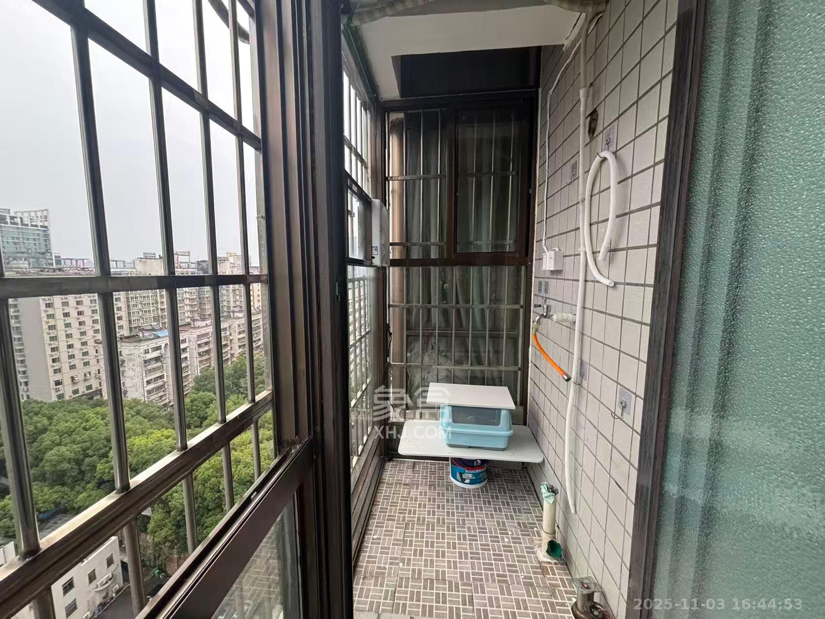 中盛小家碧寓  1室1厅1卫    1500.0元/月室内图