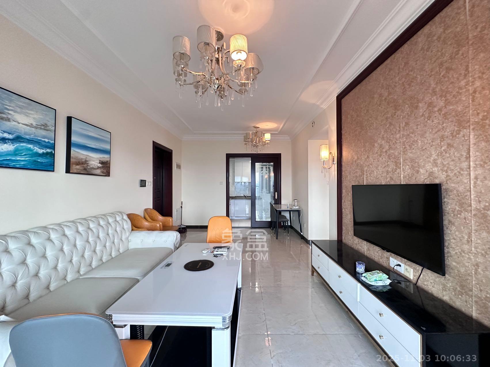 恒大江湾  3室2厅1卫    2300.0元/月室内图