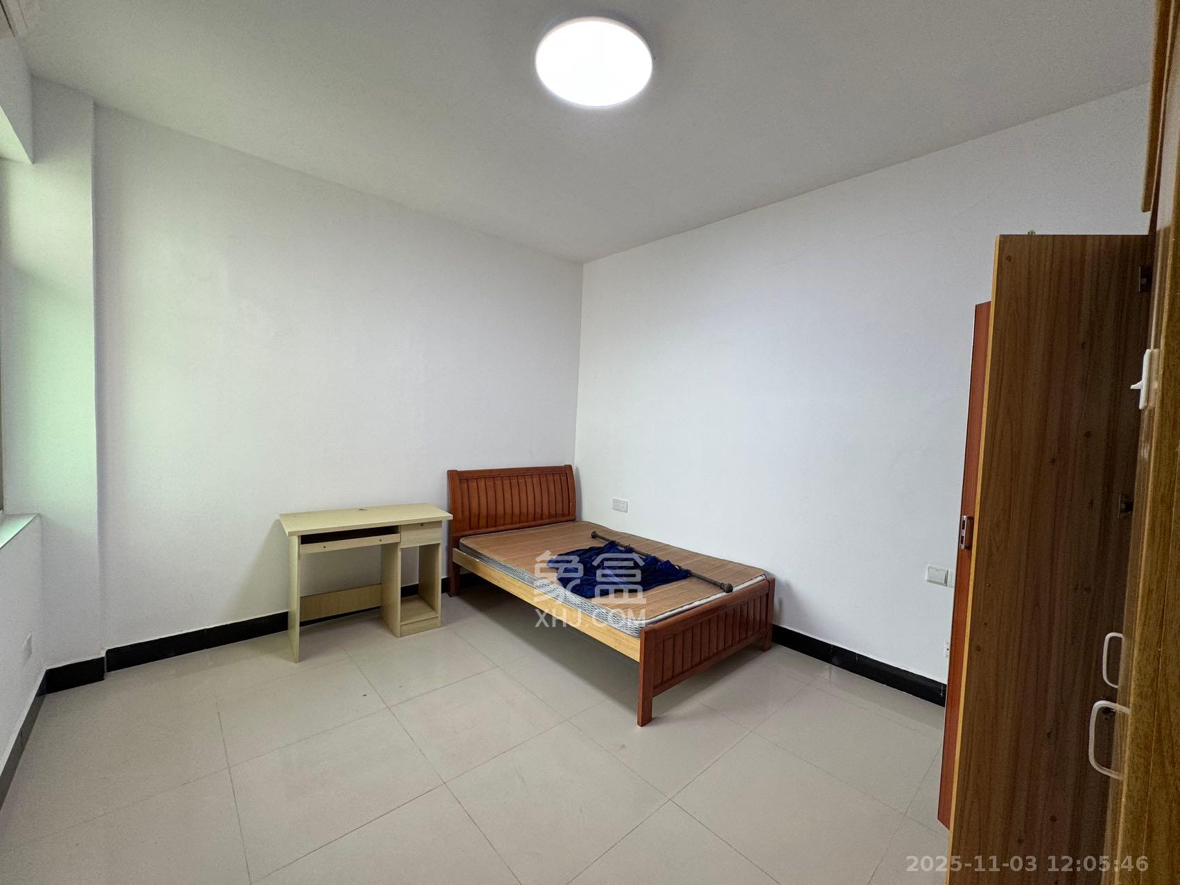 洞井二小区 2室1厅1卫 1600.0元/月 洞井二小区 2室1厅1卫 1600.0元/月室内图