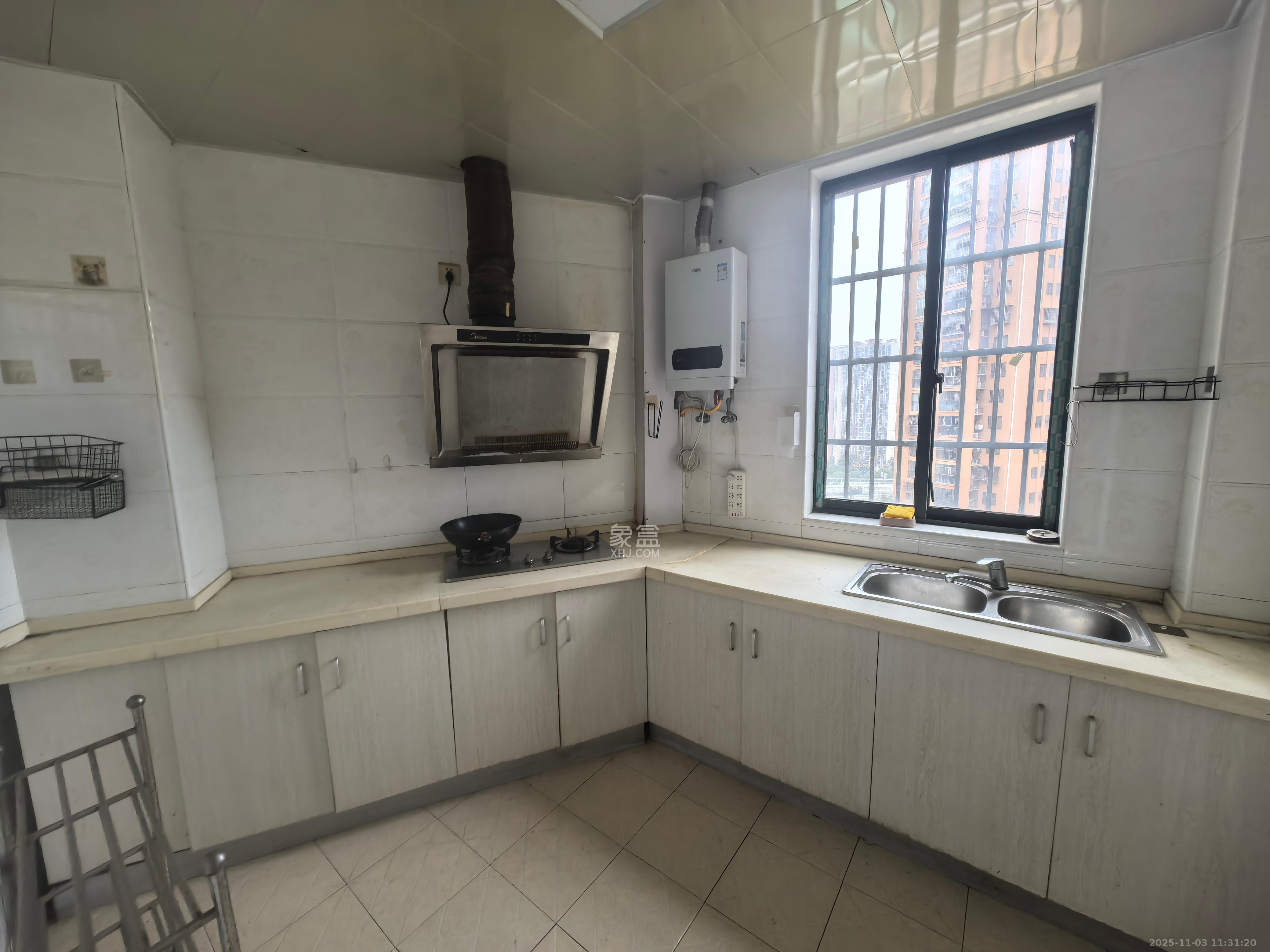 诚兴园 2室2厅1卫 1700.0元/月 诚兴园 2室2厅1卫 1700.0元/月室内图