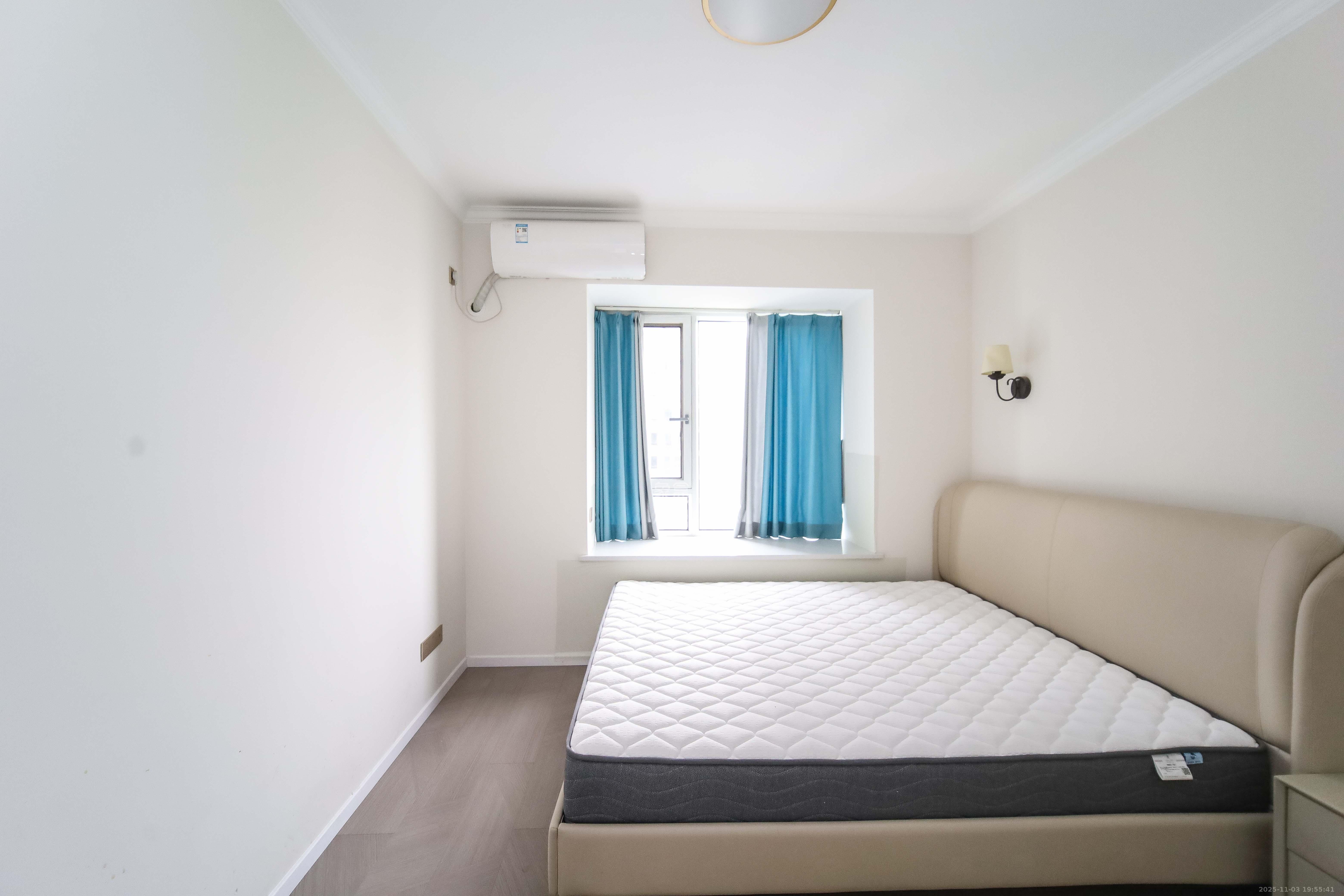 德奥悦东方 4室2厅3卫 229.0万 德奥悦东方 4室2厅3卫 229.0万卧室