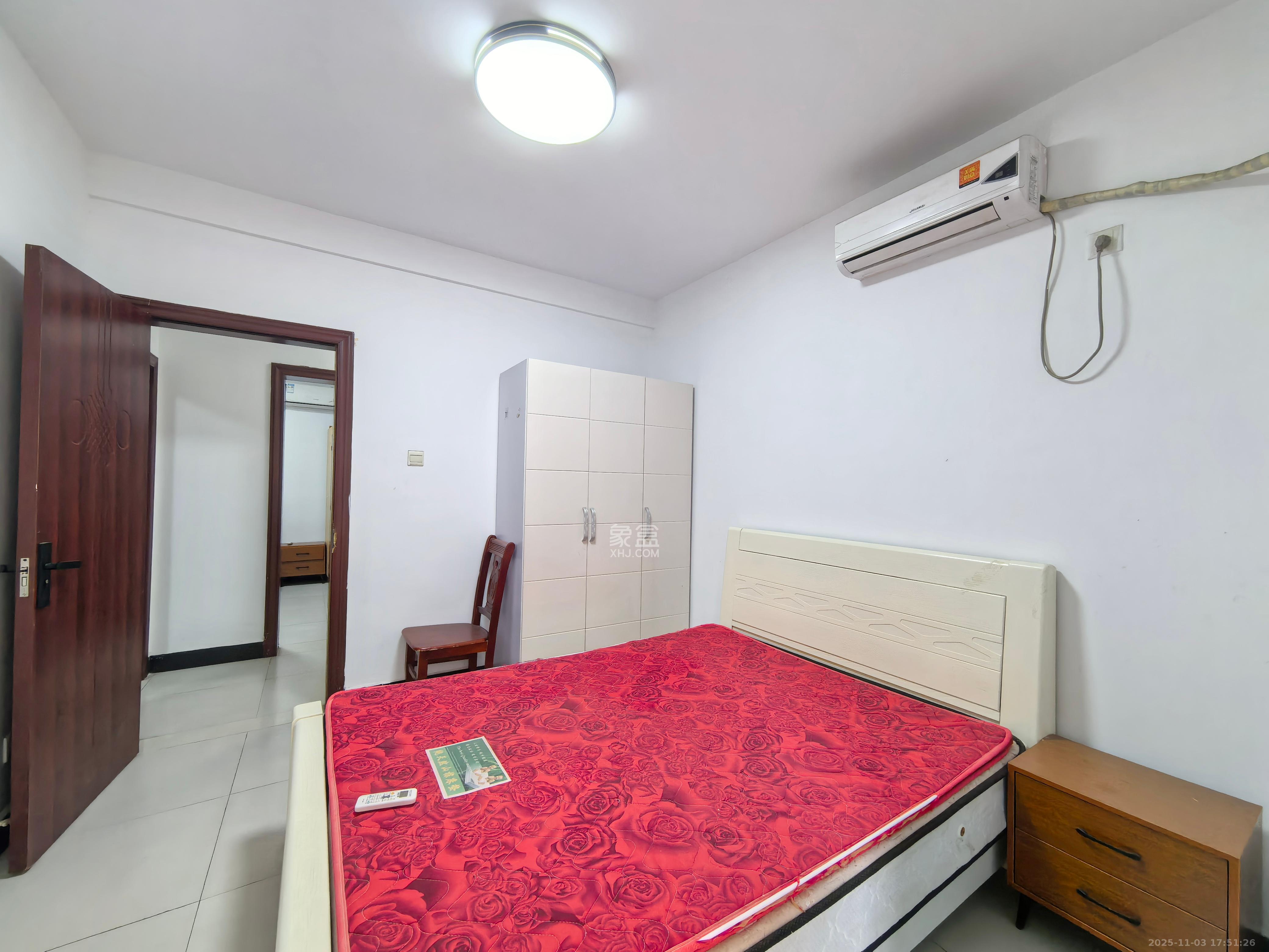 福满新城（新天安置小区）  3室2厅2卫    2000.0元/月室内图