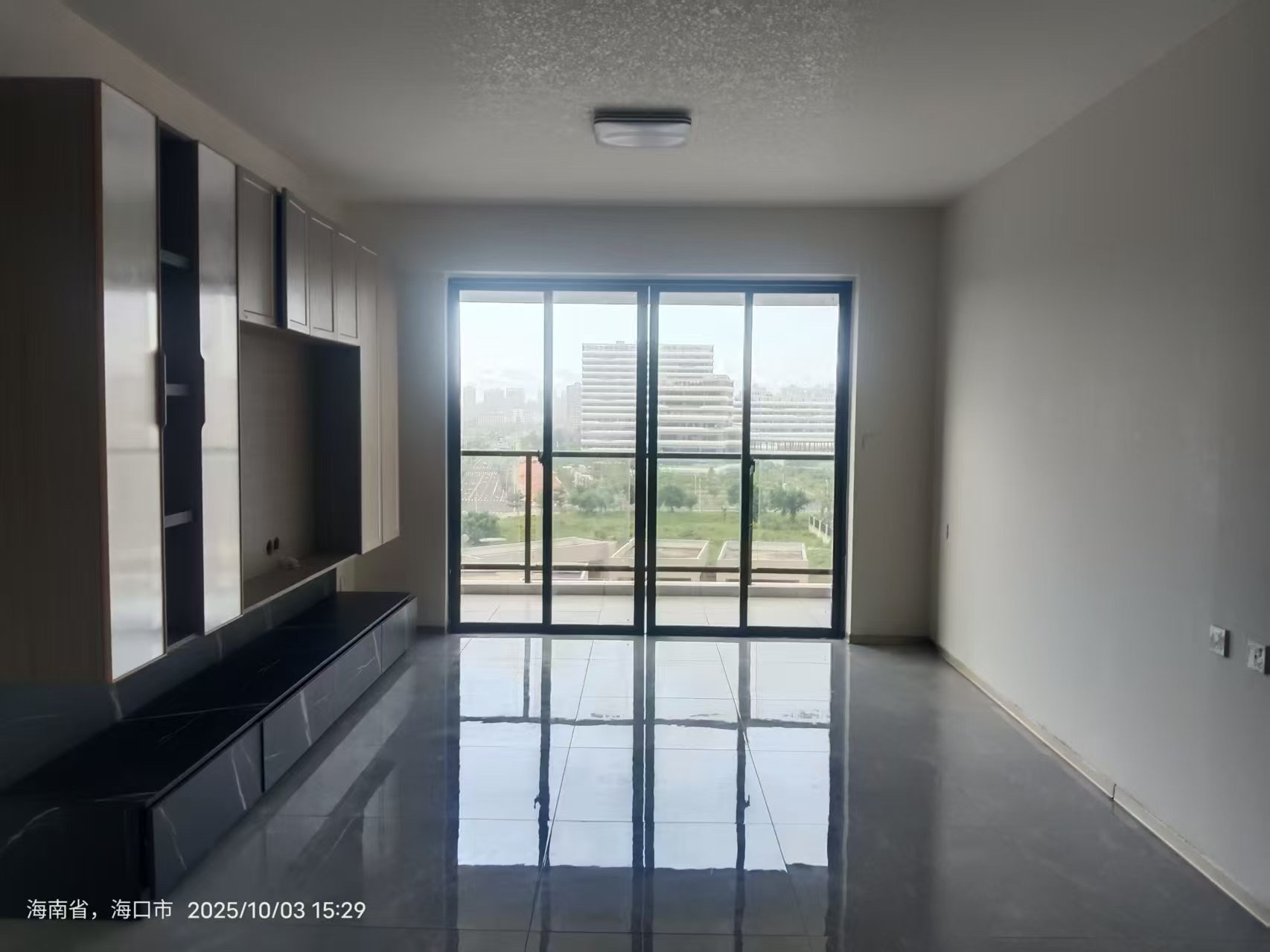 五源河公寓F区 3室2厅2卫 2600.0元/月 五源河公寓F区 3室2厅2卫 2600.0元/月室内图