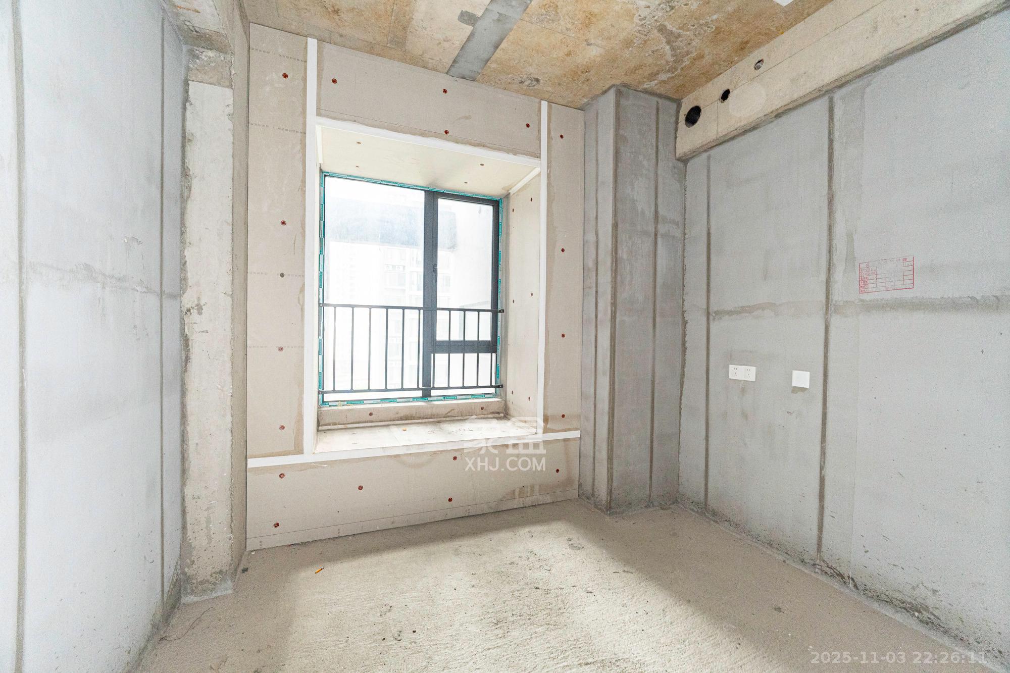 和顺府 4室2厅2卫 120.0万 和顺府 4室2厅2卫 120.0万卧室