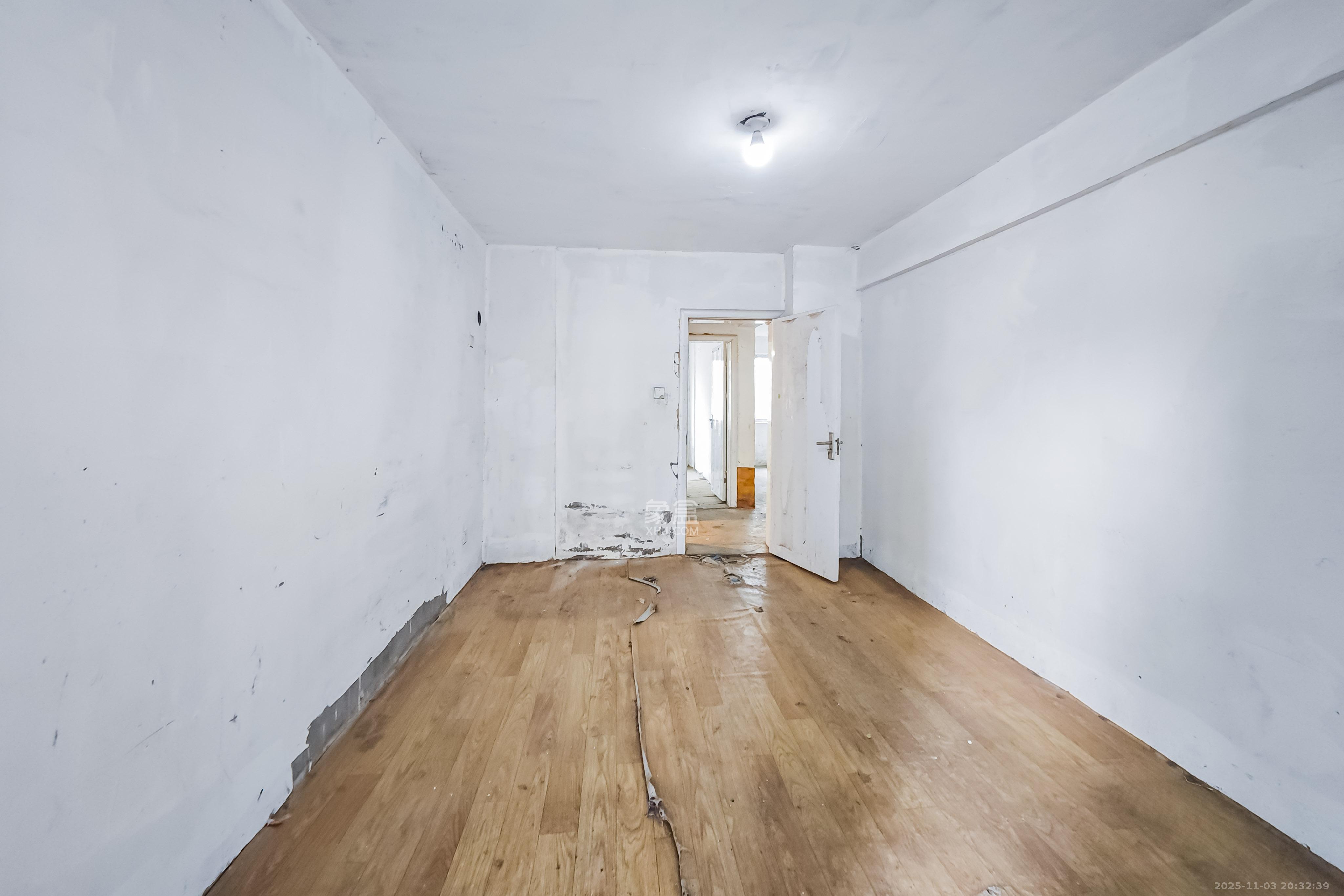 天凯东苑 2室2厅1卫 45.0万 天凯东苑 2室2厅1卫 45.0万其他