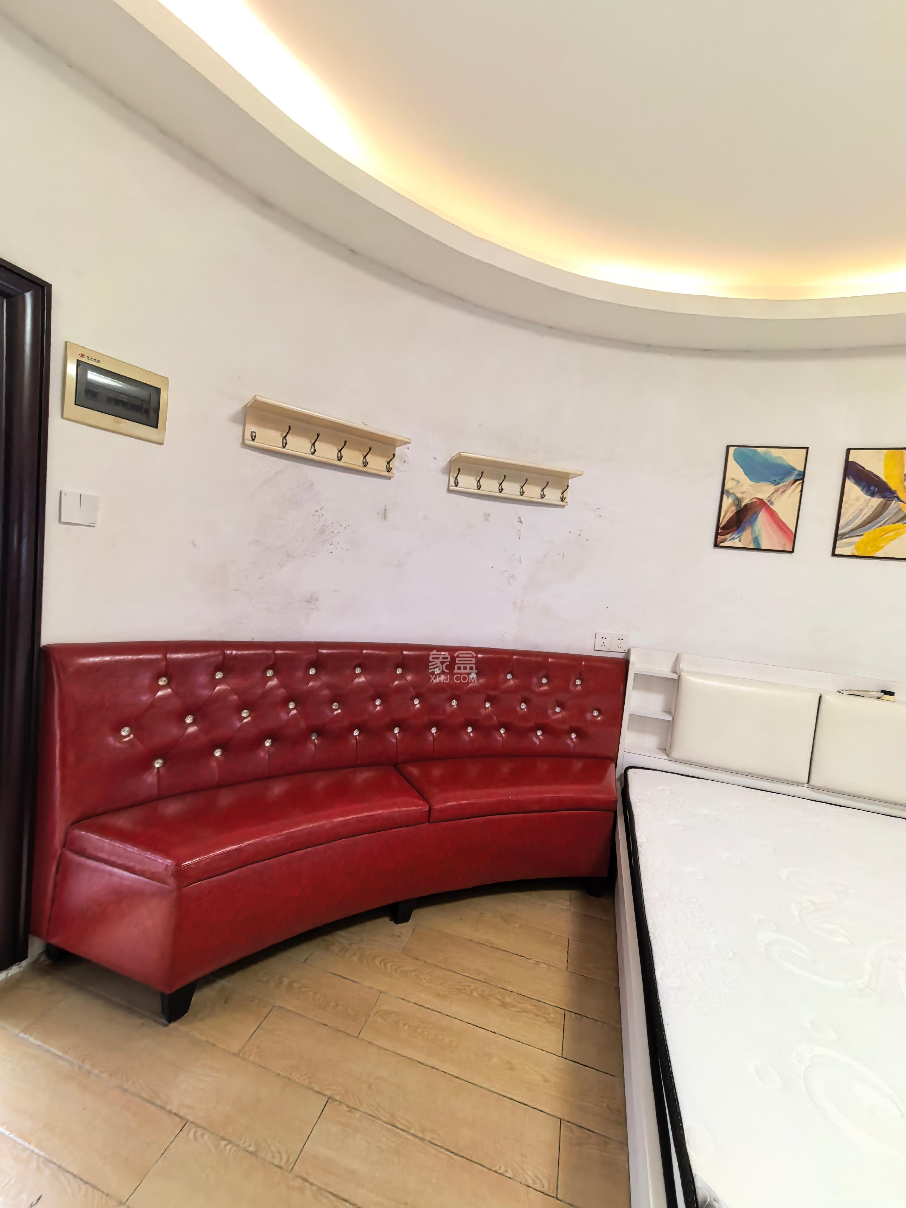 左岸春天 1室1厅1卫 1000.0元/月 左岸春天 1室1厅1卫 1000.0元/月室内图