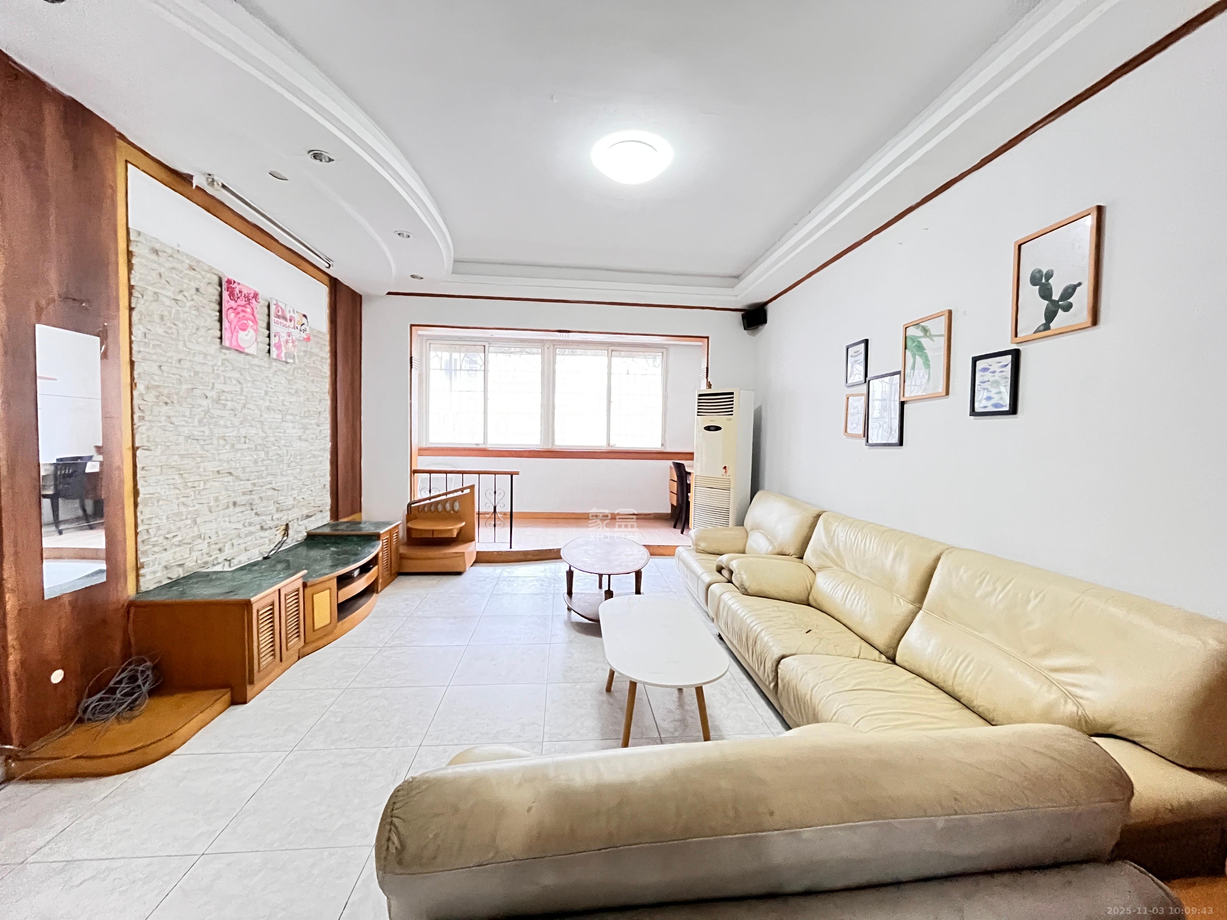 荷花园电信宿舍（天辰荷花苑）  2室2厅1卫    1600.0元/月室内图