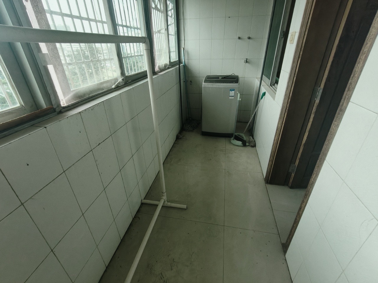 海南师范大学  3室2厅2卫    138.0万客厅