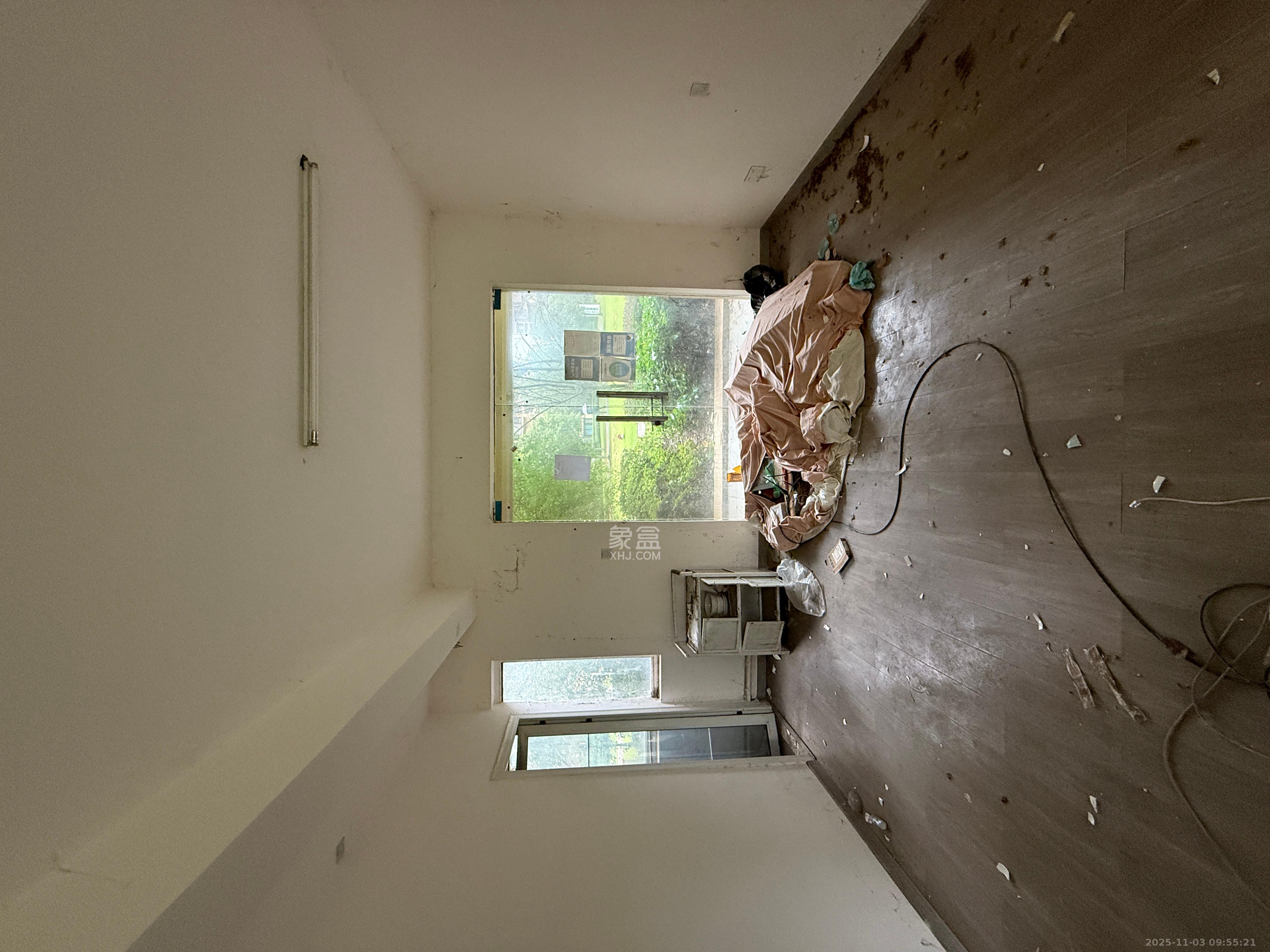 保利香槟国际  4室2厅2卫    2700.0元/月 保利香槟国际  4室2厅2卫    2700.0元/月室内图