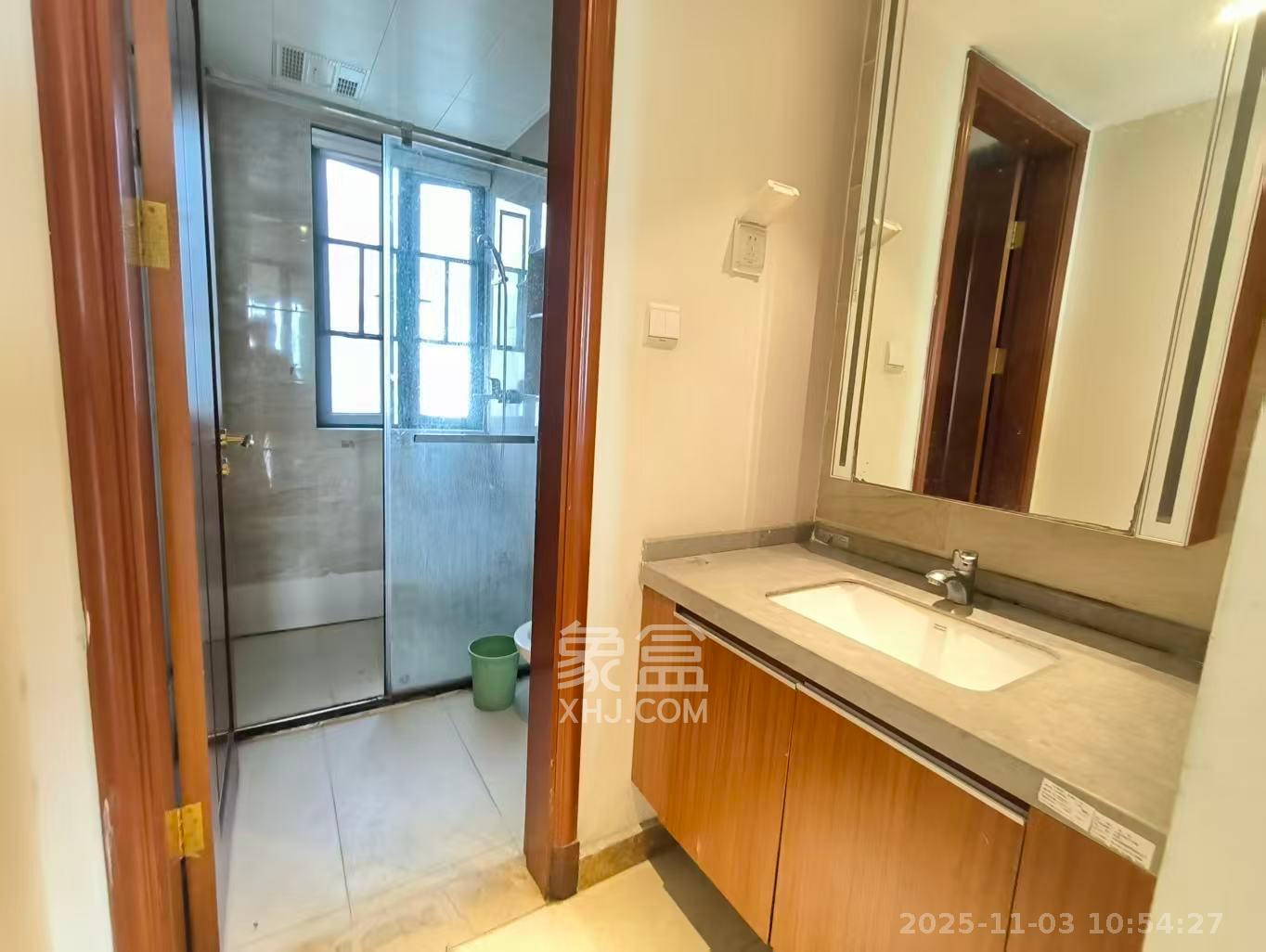 恒大书香门第 3室2厅2卫 1600.0元/月 恒大书香门第 3室2厅2卫 1600.0元/月室内图