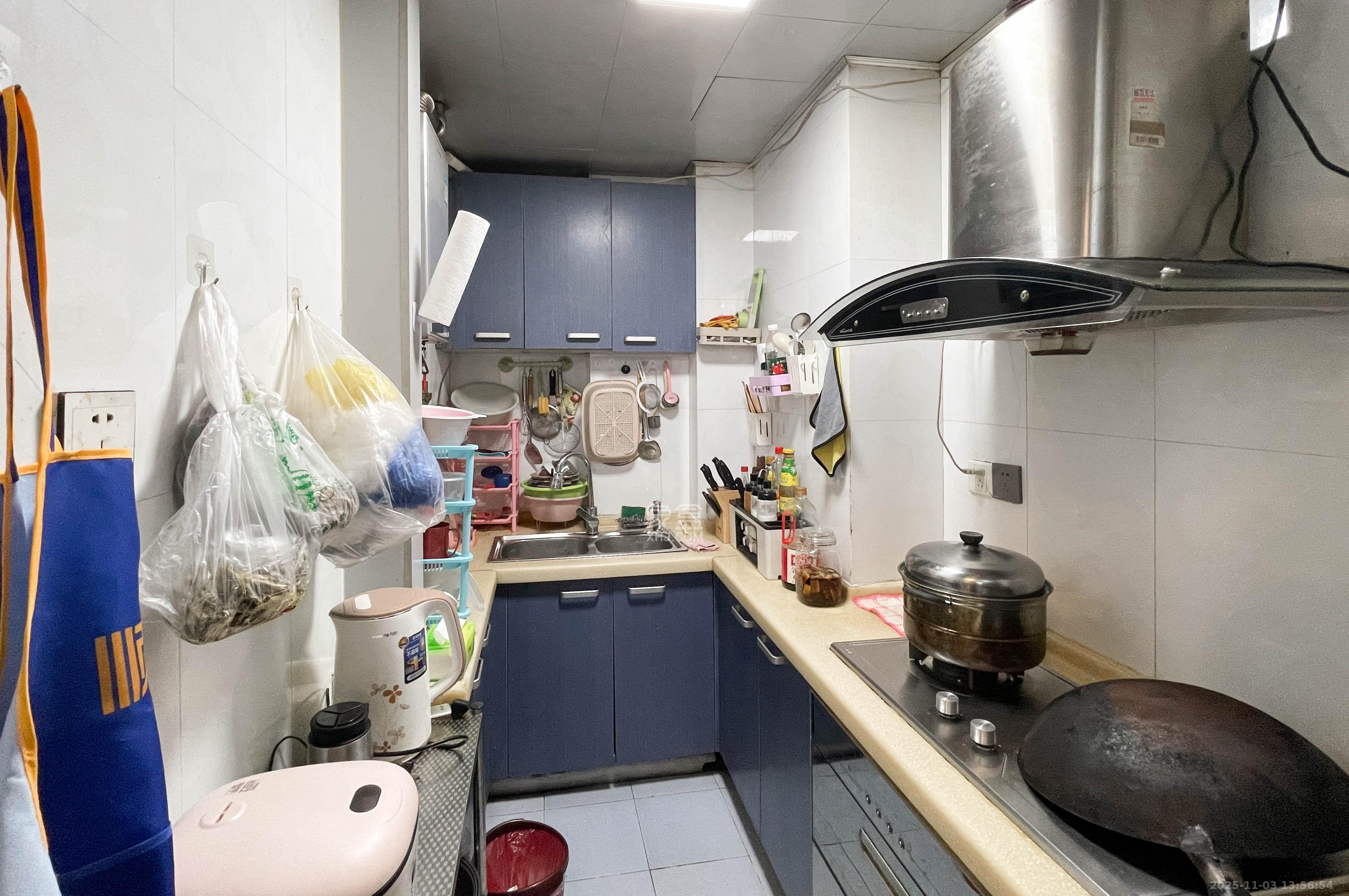 谋房博客(博客天街) 3室2厅1卫 68.8万 谋房博客(博客天街) 3室2厅1卫 68.8万厨房