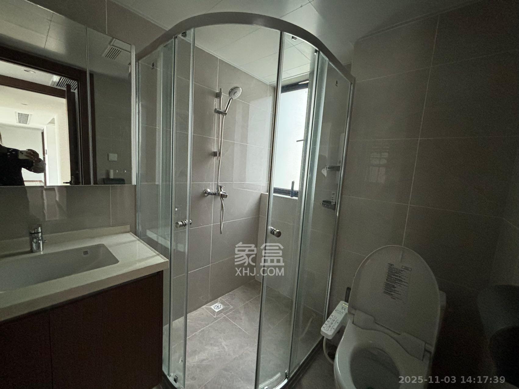 招商雍山湖  4室2厅2卫    3500.0元/月室内图