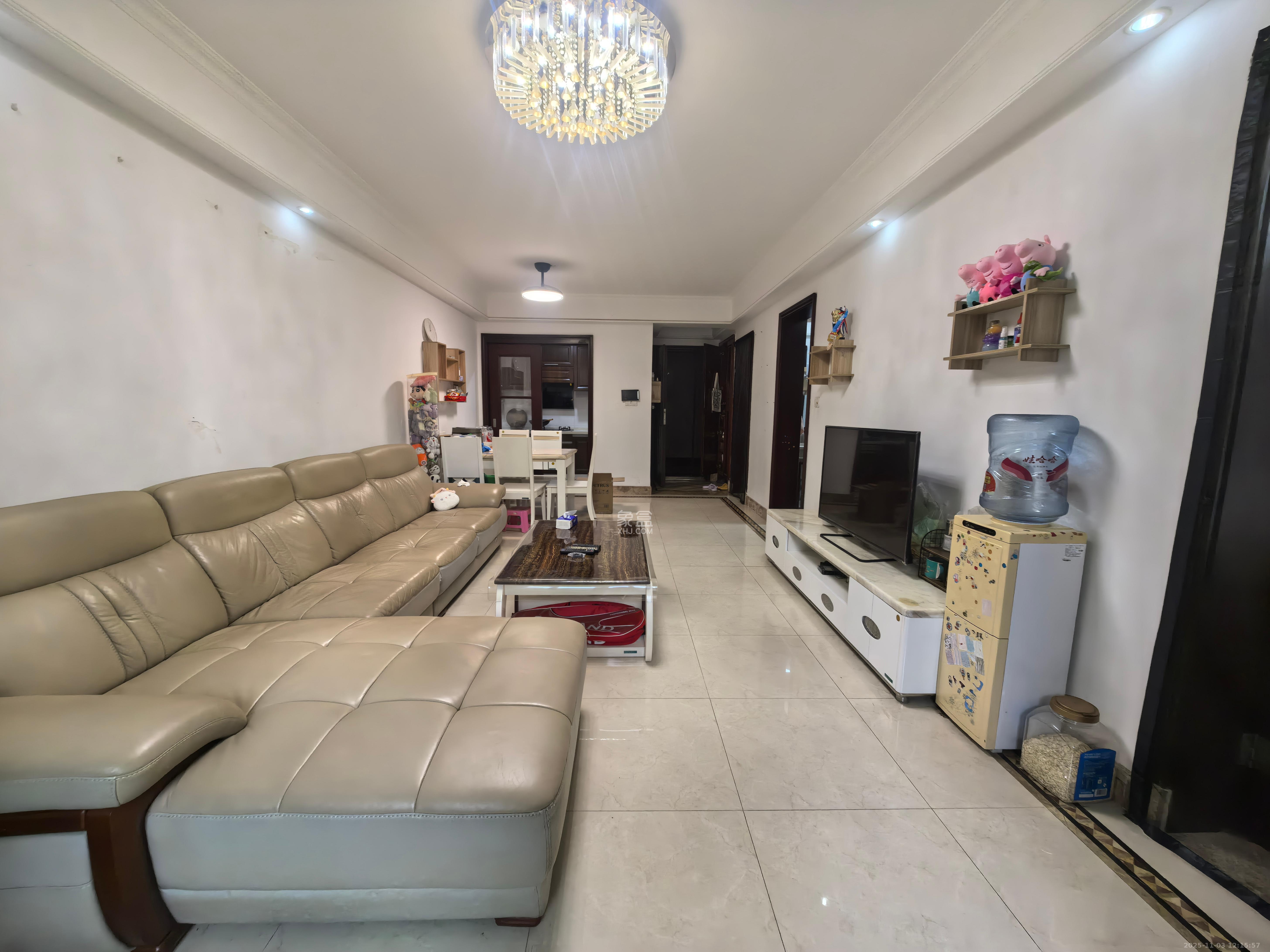 中海国际一期  3室2厅1卫    1900.0元/月室内图