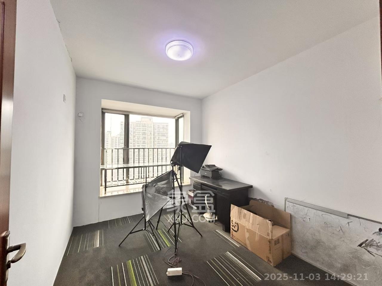 新城新世界一二三期 4室2厅2卫 3000.0元/月 新城新世界一二三期 4室2厅2卫 3000.0元/月室内图