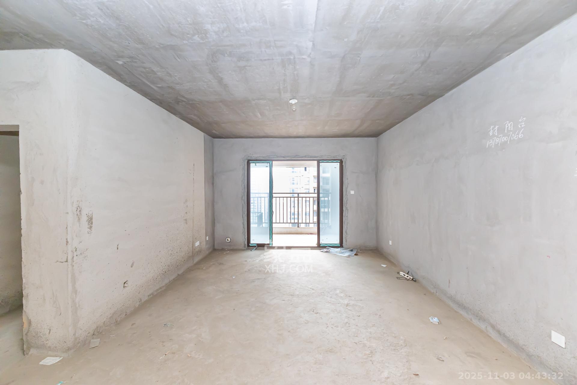 星月绿洲  4室2厅2卫    80.0万