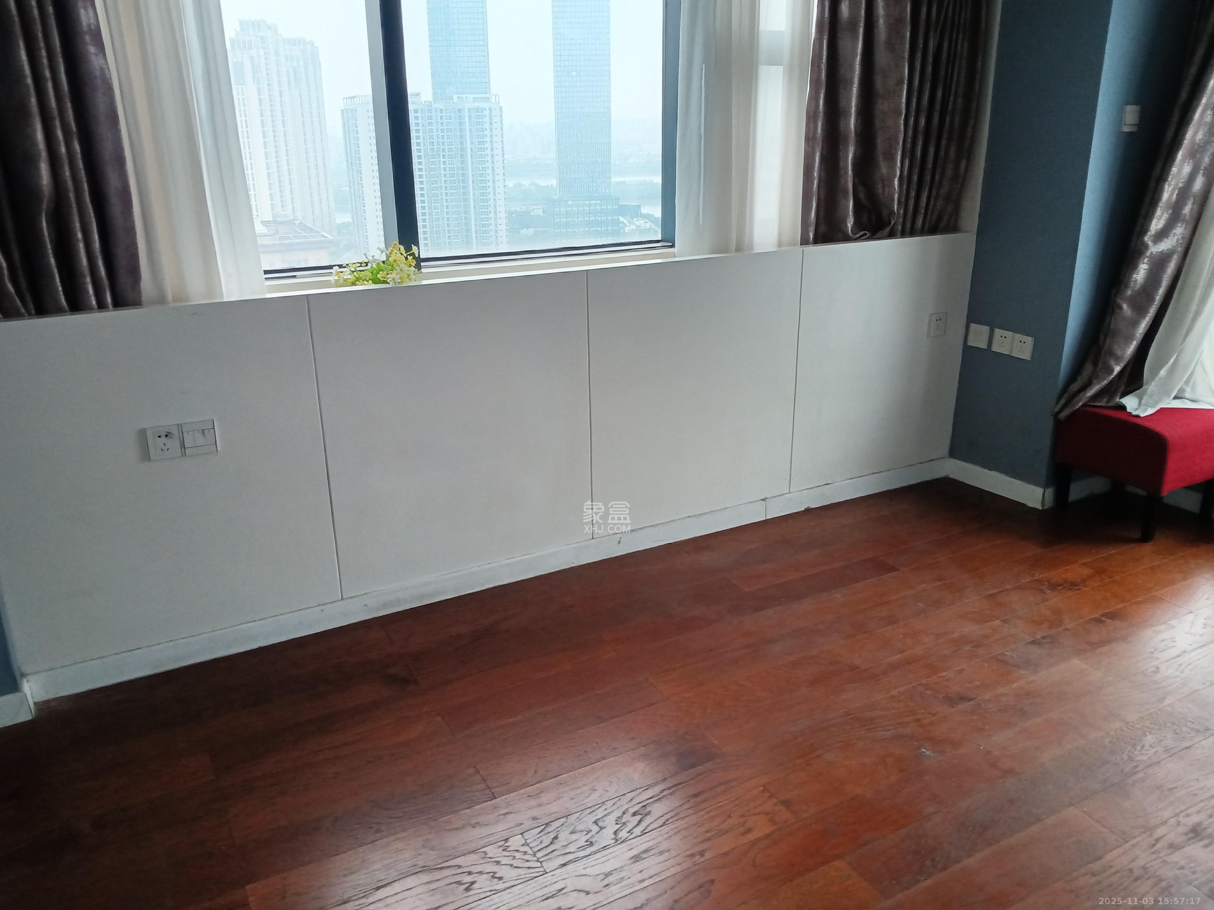 壹号公馆  2室1厅1卫    3500.0元/月