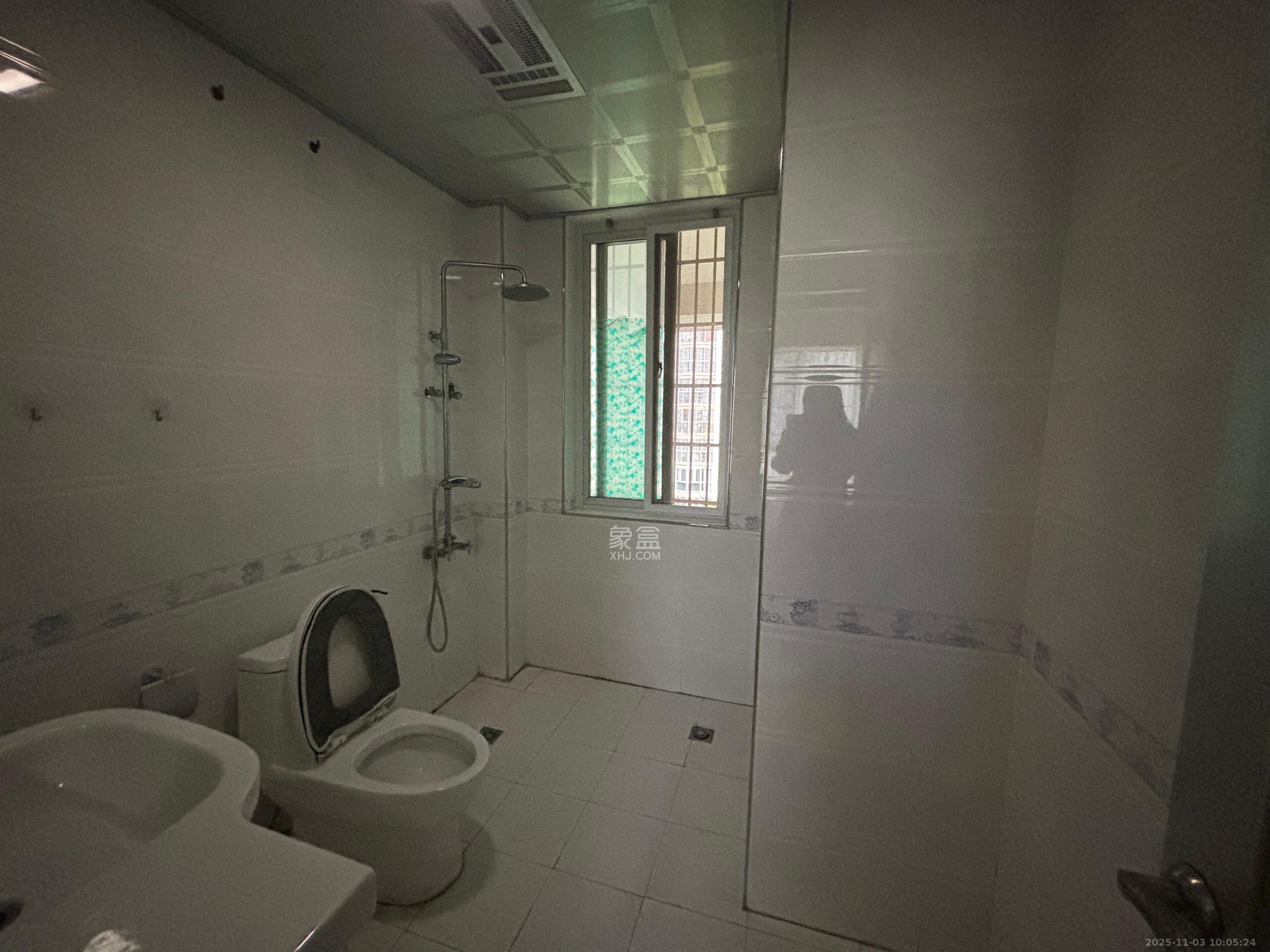 泰禹家园（彩云之翼家园一期、二期、三期）  3室2厅1卫    2300.0元/月室内图