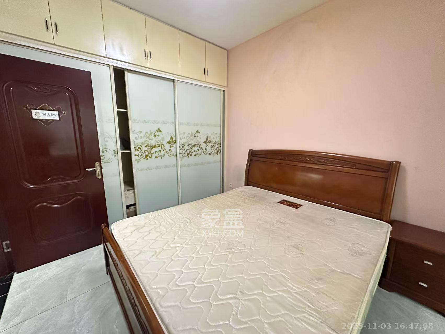 五一大道202（中环壹世界）  2室2厅1卫    2800.0元/月室内图