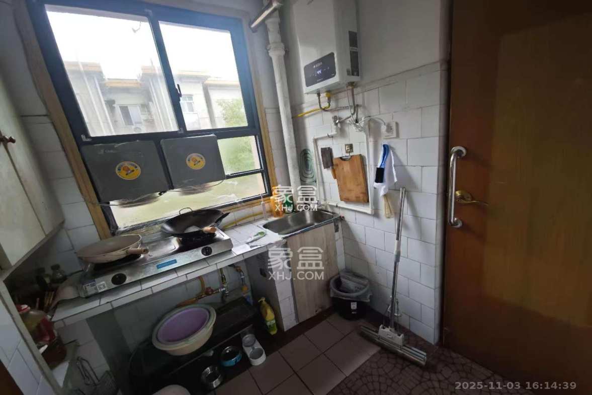 长坡社区 1室0厅0卫 1200.0元/月 长坡社区 1室0厅0卫 1200.0元/月室内图