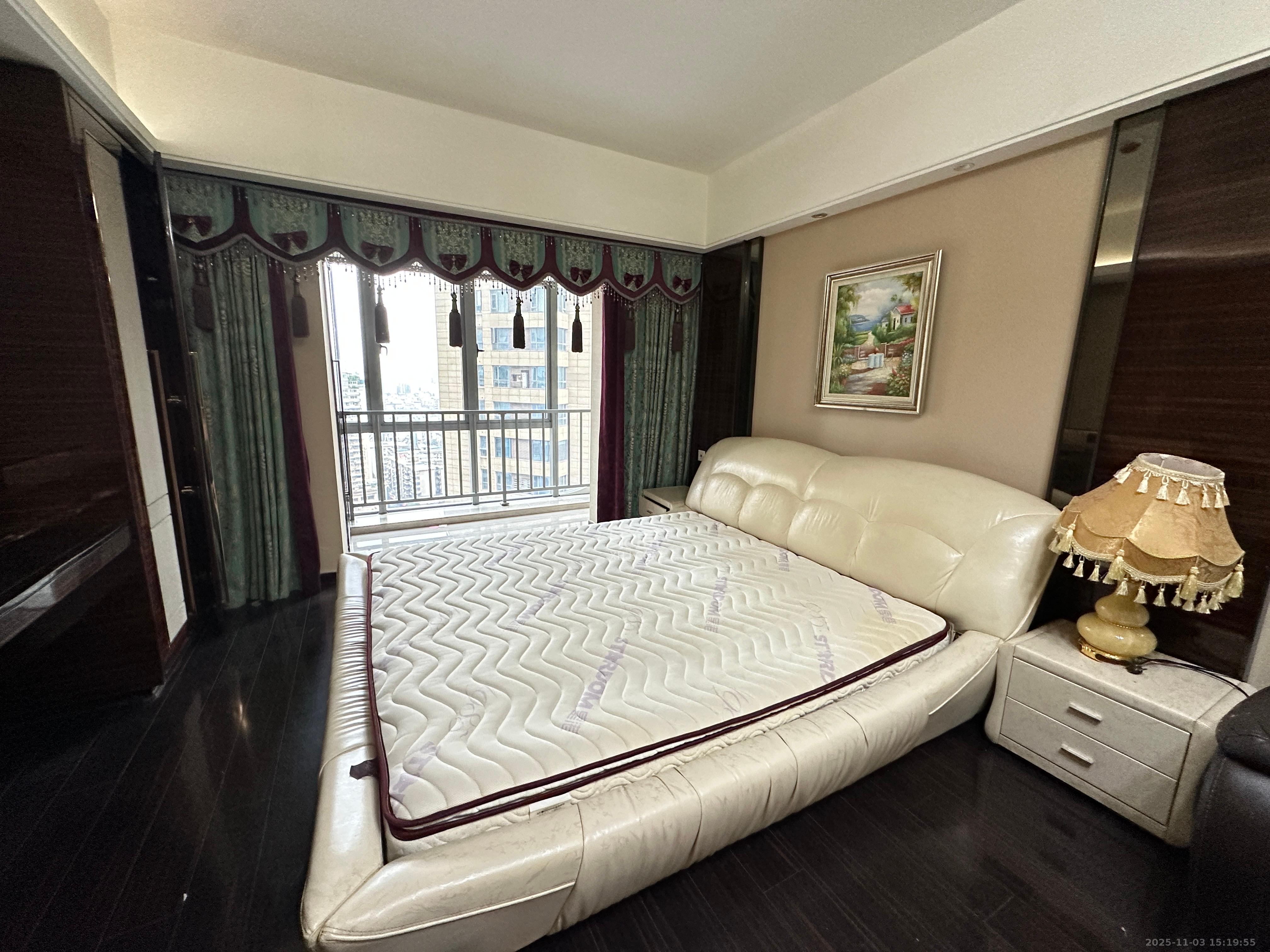 保利国际广场  1室1厅1卫    2000.0元/月室内图