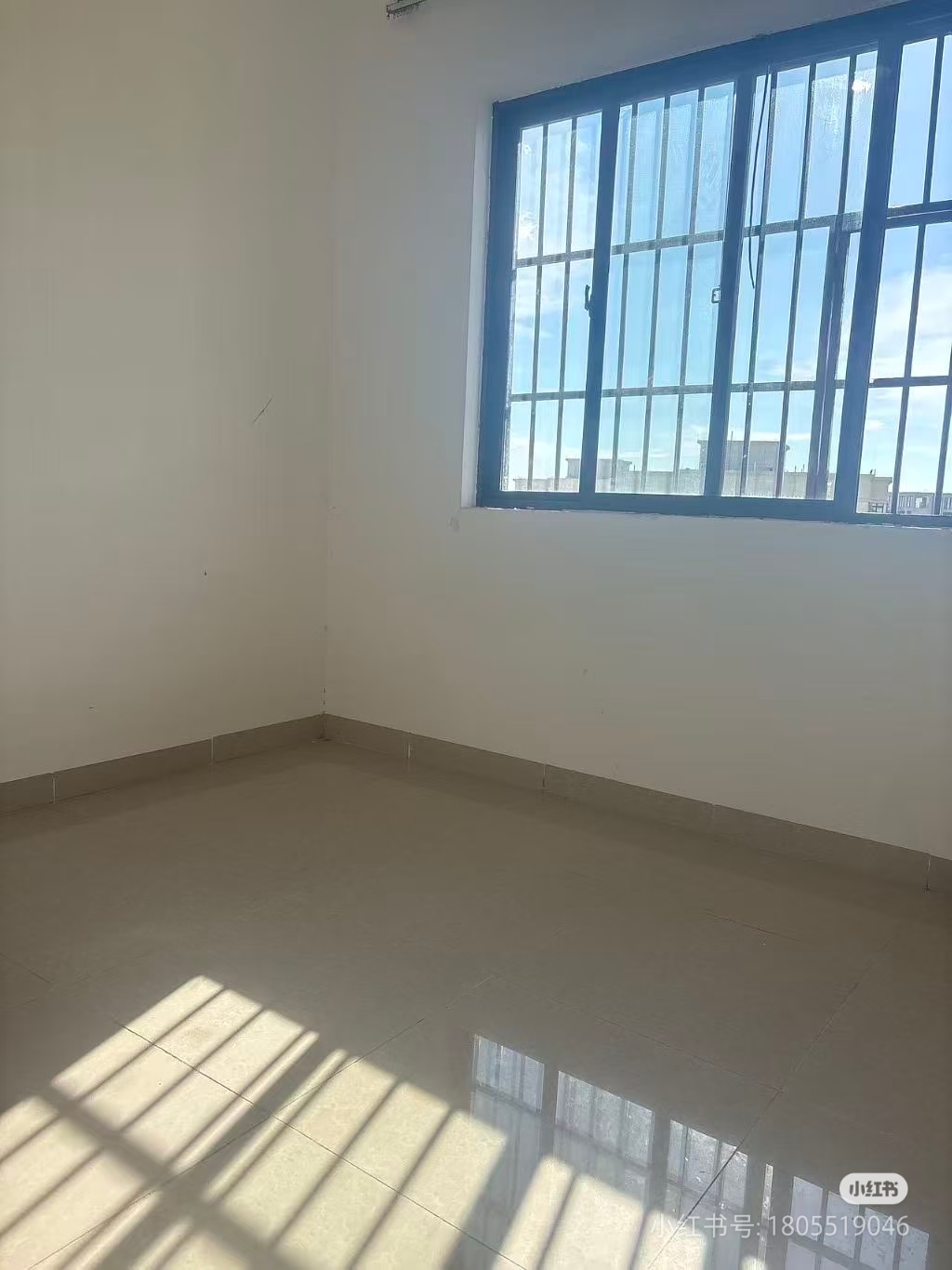 滨海新城Y11块地(滨海佳园) 3室1厅1卫 2400.0元/月 滨海新城Y11块地(滨海佳园) 3室1厅1卫 2400.0元/月室内图