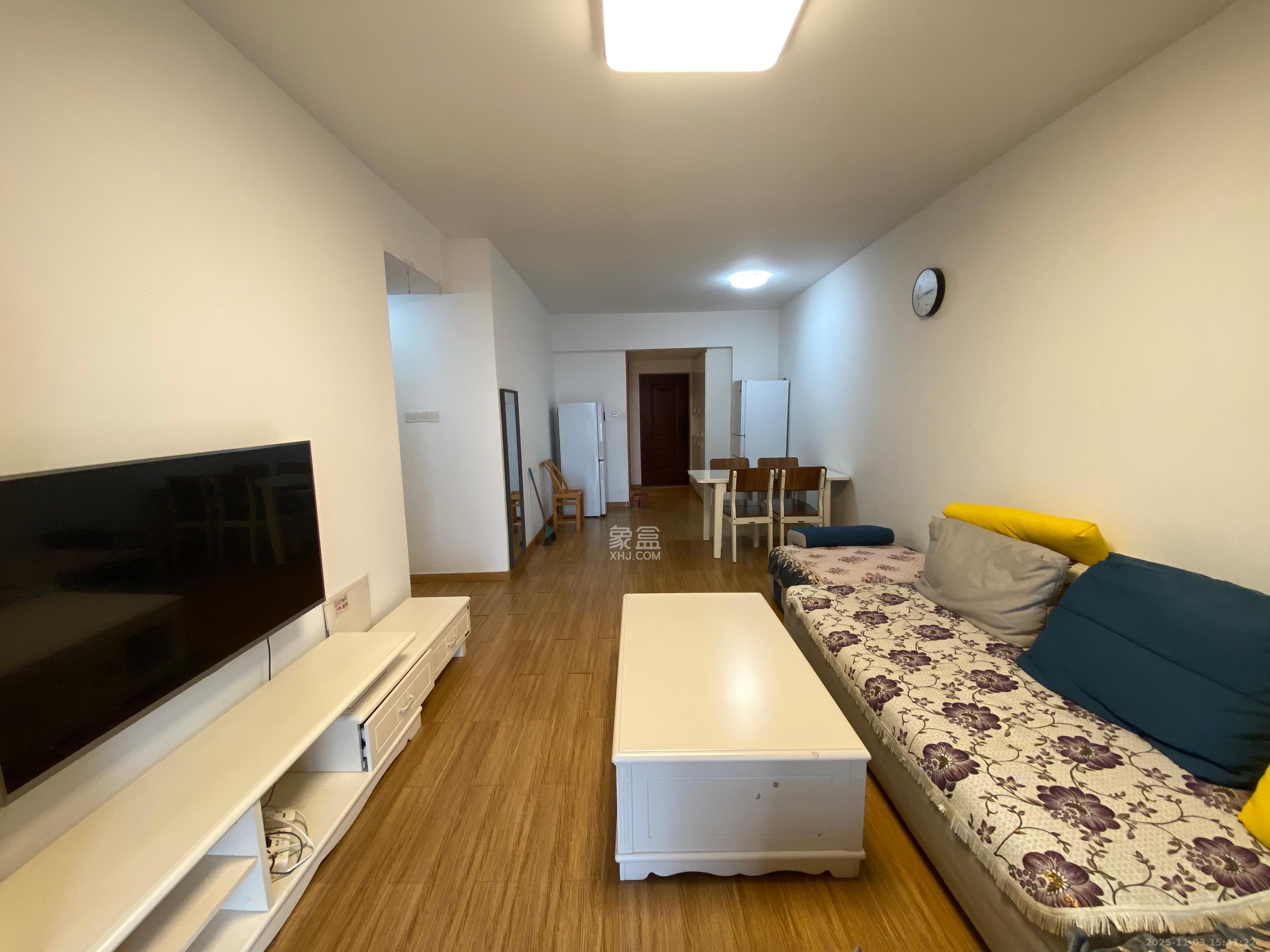 旭辉国际广场(永升商业广场) 3室2厅2卫 3000.0元/月 旭辉国际广场(永升商业广场) 3室2厅2卫 3000.0元/月室内图