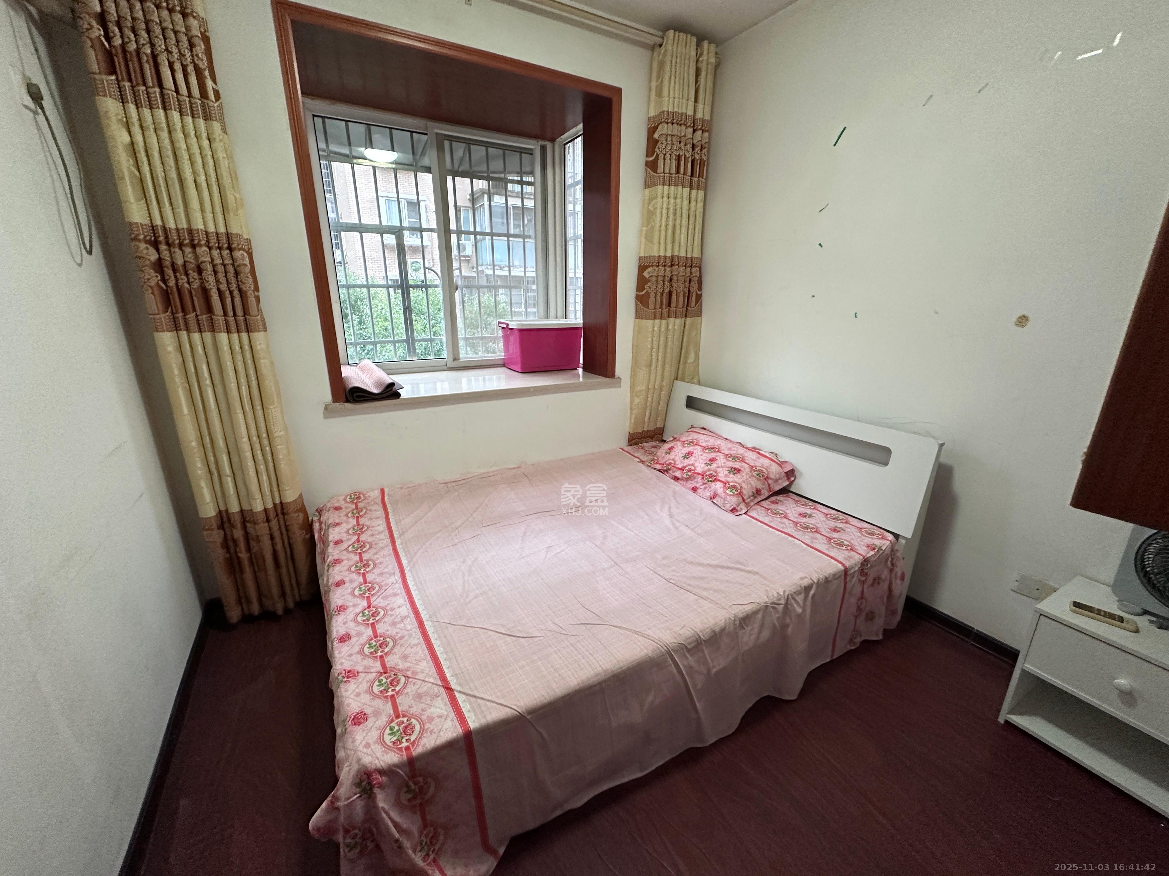 桔洲新苑（桔洲印象）  3室2厅1卫    1600.0元/月室内图