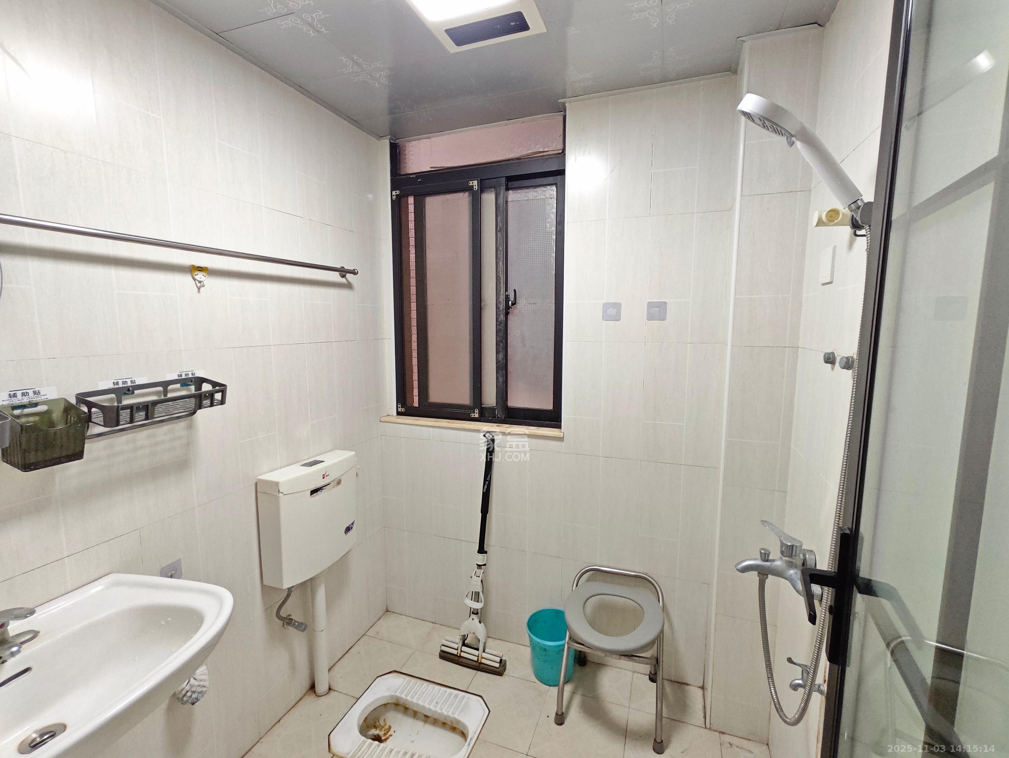 康桥长郡  2室1厅1卫    1600.0元/月室内图