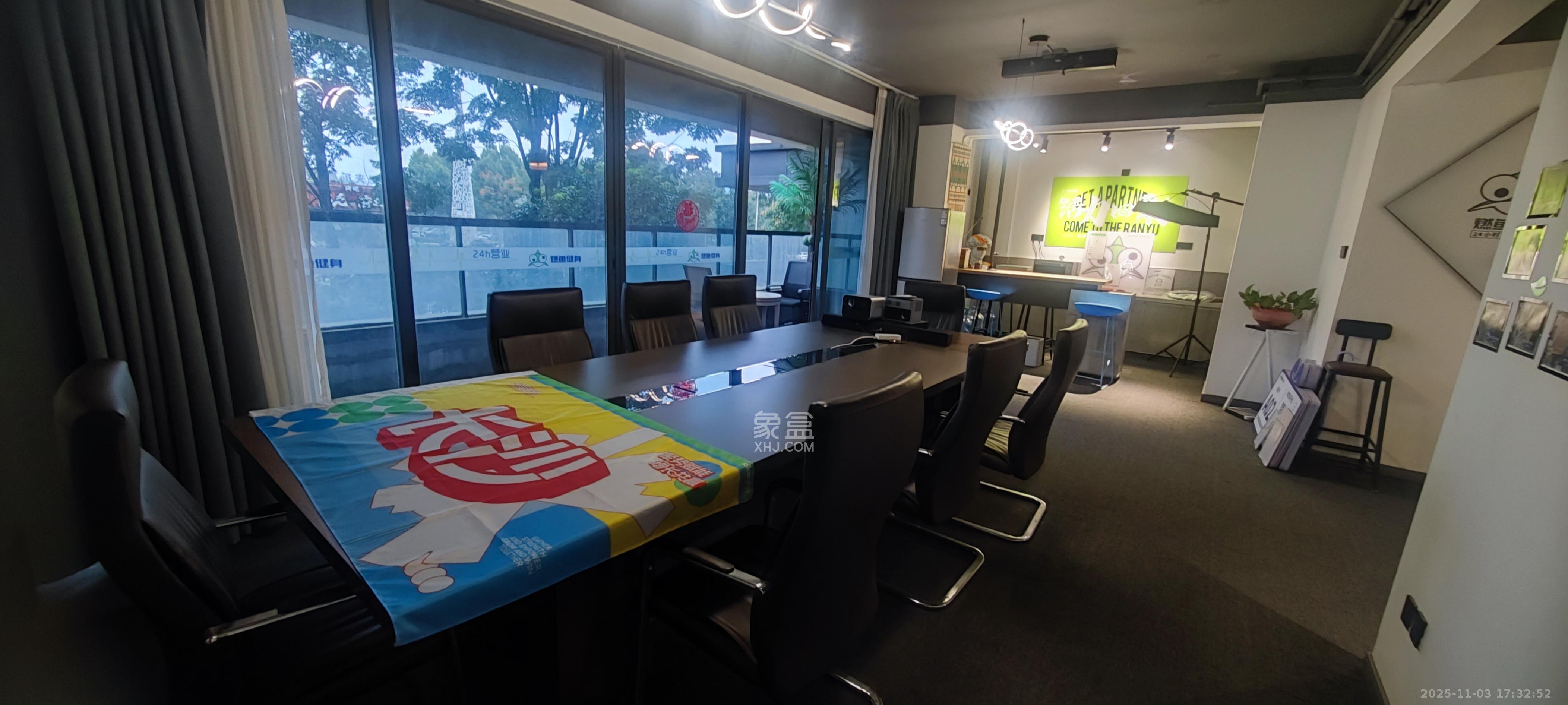 卓越浅水湾 7室2厅2卫 4500.0元/月 卓越浅水湾 7室2厅2卫 4500.0元/月室内图