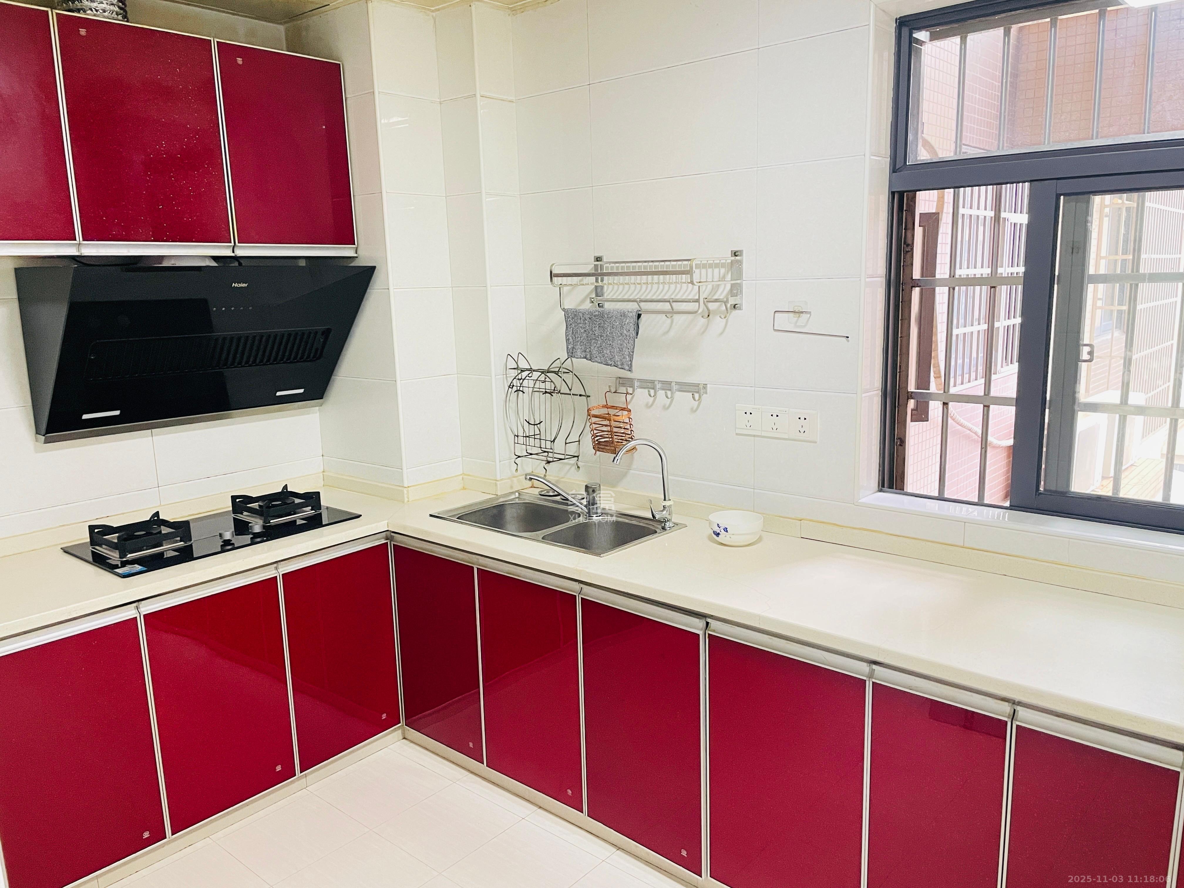 上峰苑（兰亭玥岛）  2室2厅1卫    2000.0元/月室内图